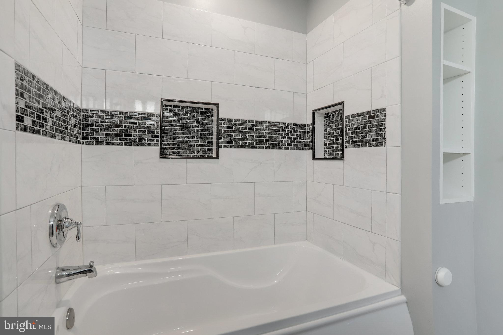 ROXBURY OF MT VERNON - Residential