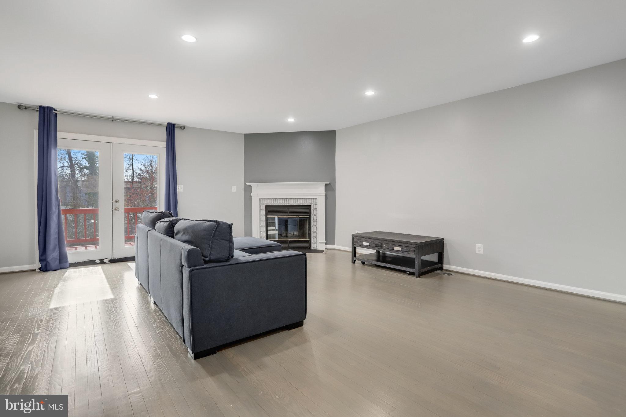 ROXBURY OF MT VERNON - Residential