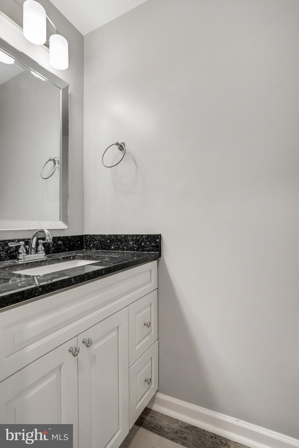 ROXBURY OF MT VERNON - Residential