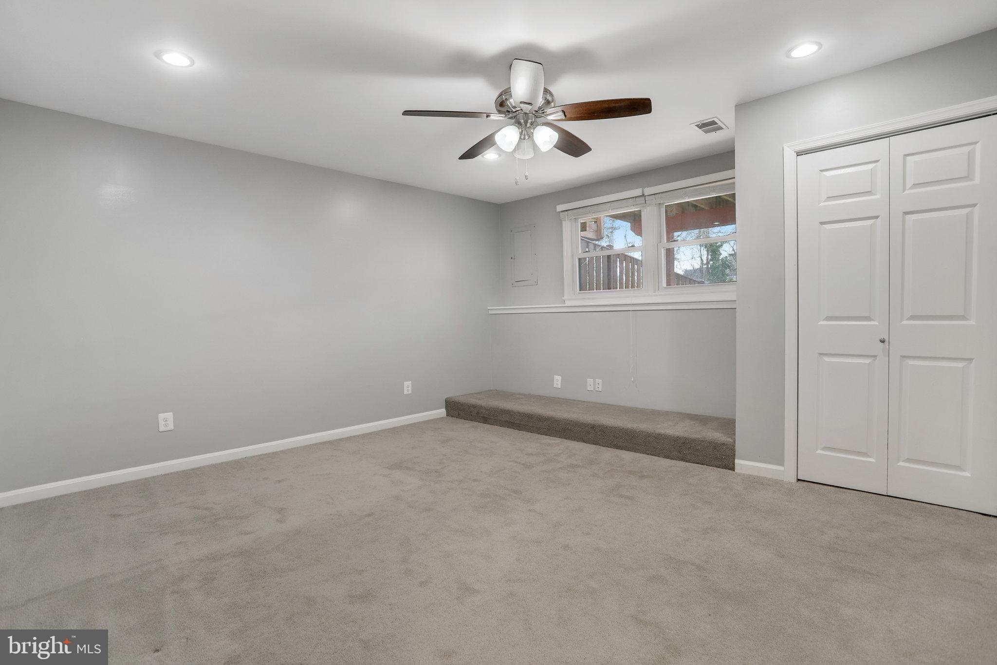 ROXBURY OF MT VERNON - Residential