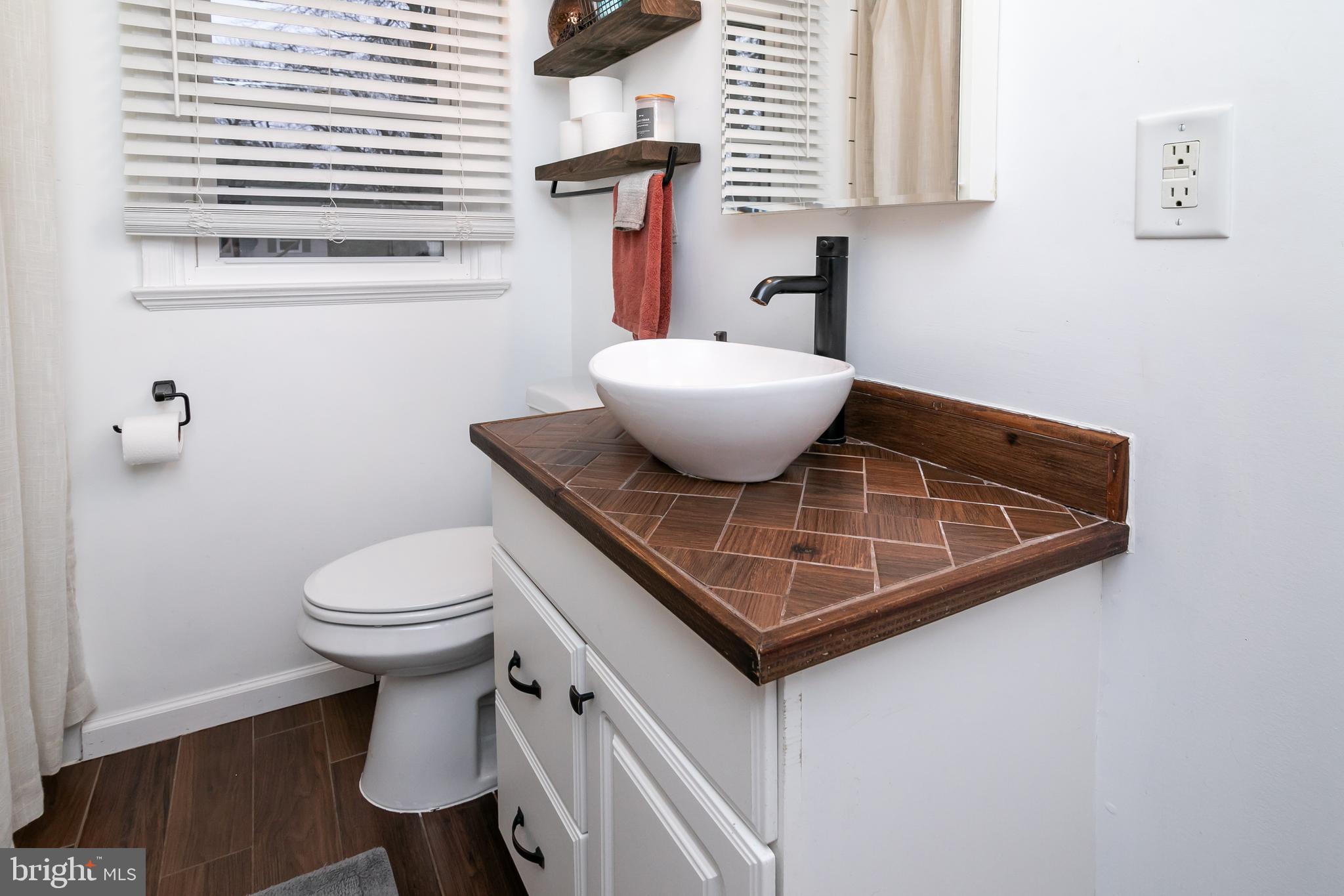 SUBURBAN AC - Residential