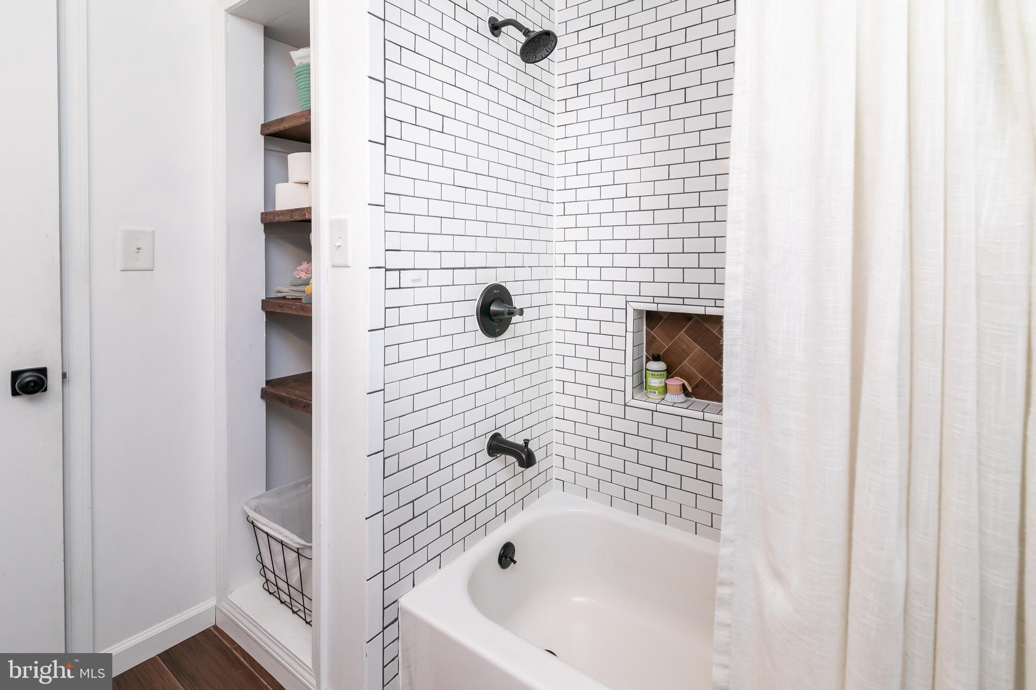 SUBURBAN AC - Residential