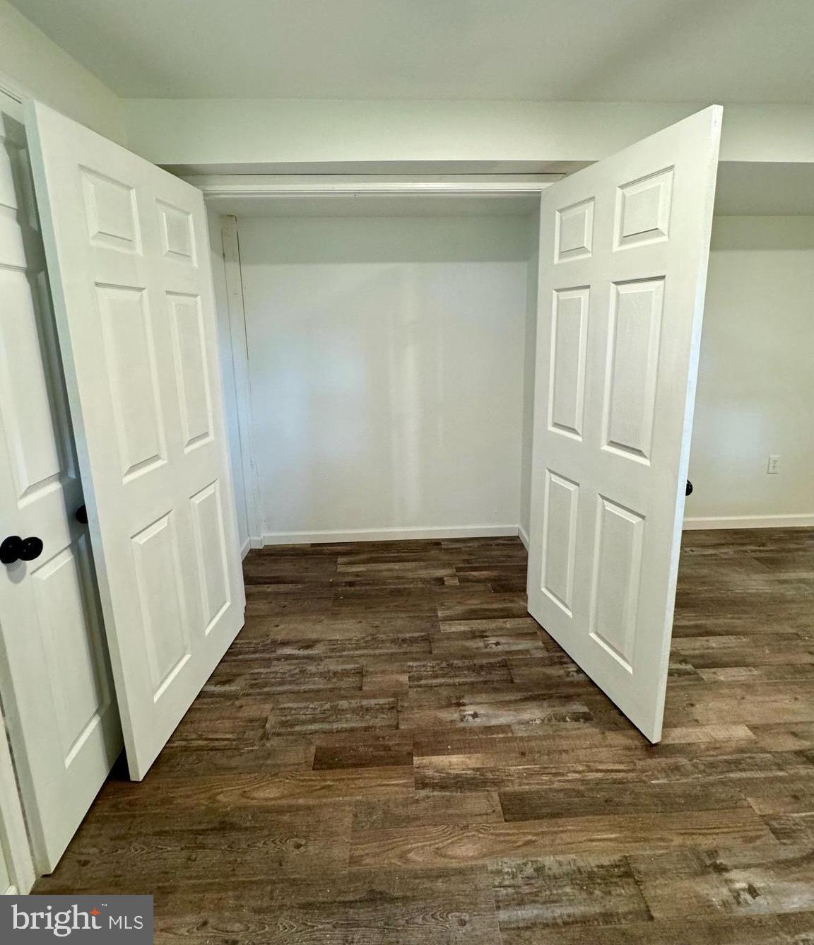 HILLCREST MANOR - Residential