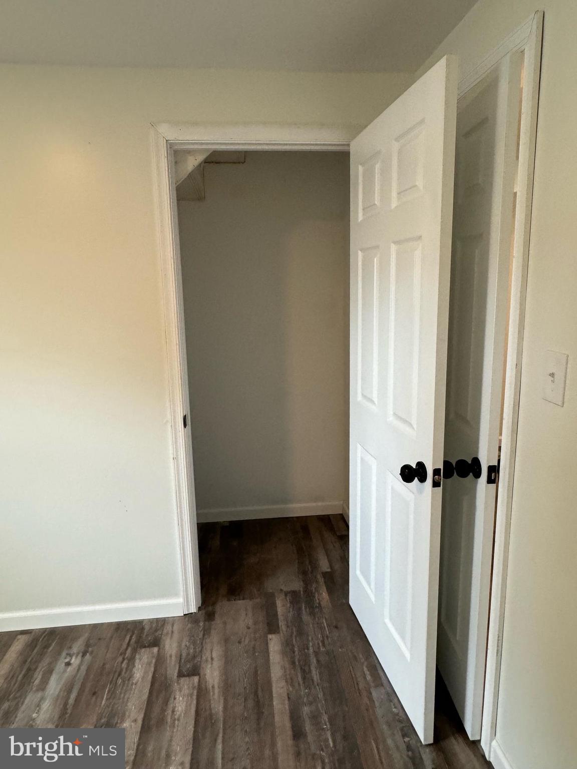 HILLCREST MANOR - Residential