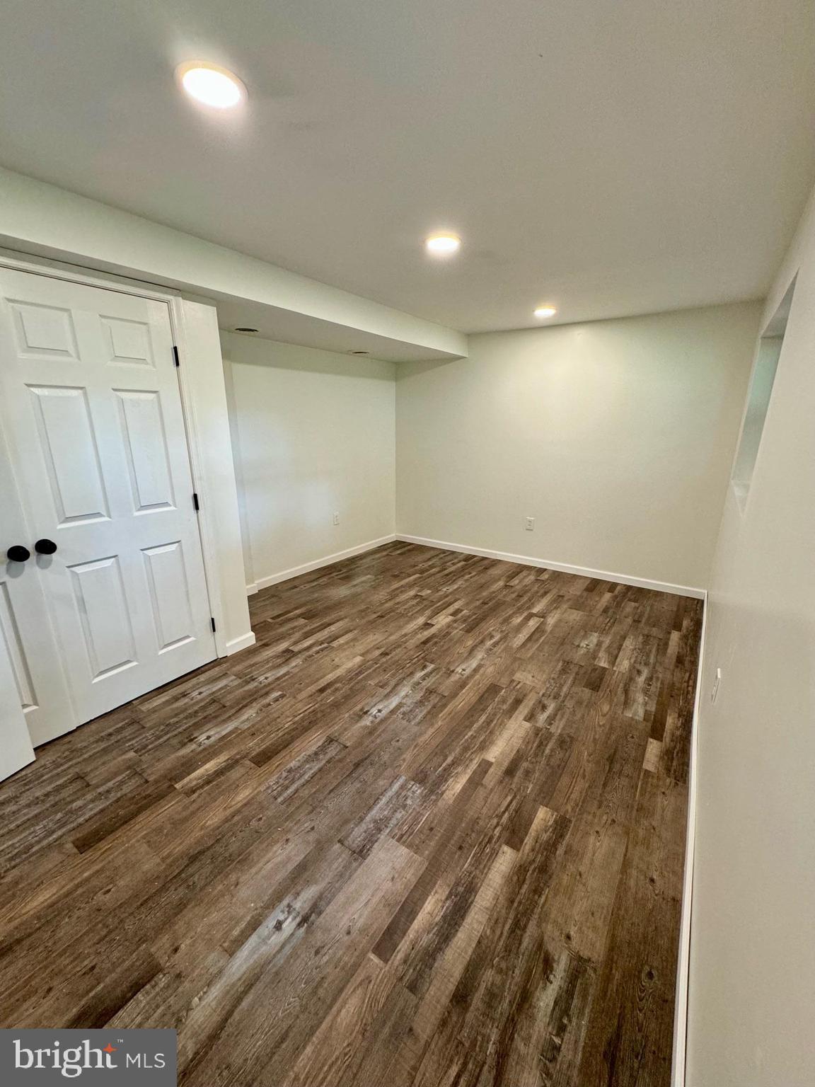 HILLCREST MANOR - Residential