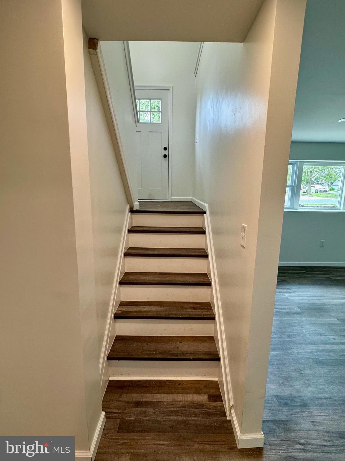 HILLCREST MANOR - Residential