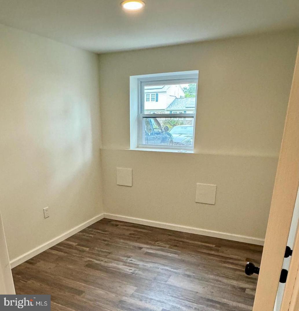 HILLCREST MANOR - Residential