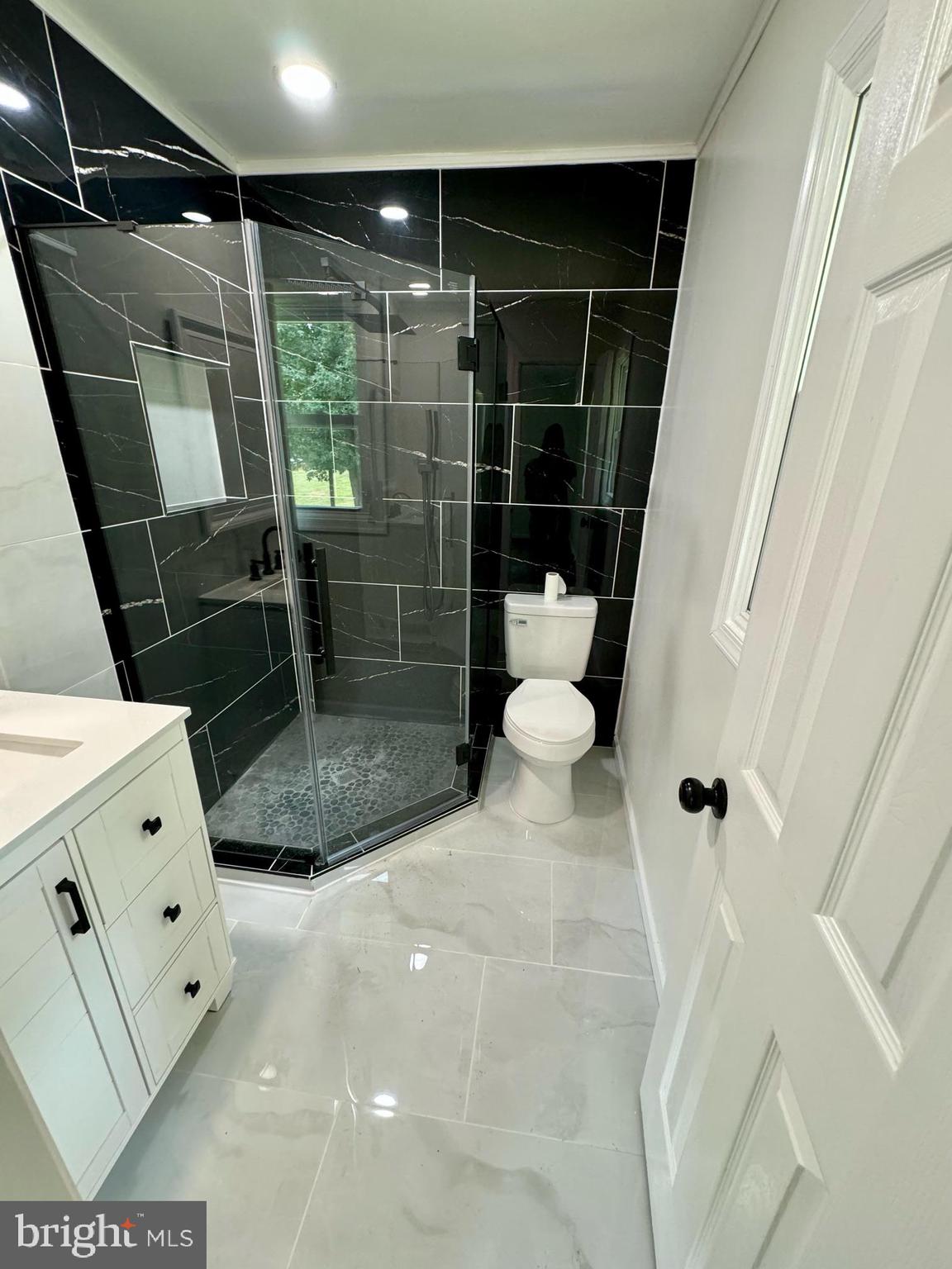 HILLCREST MANOR - Residential