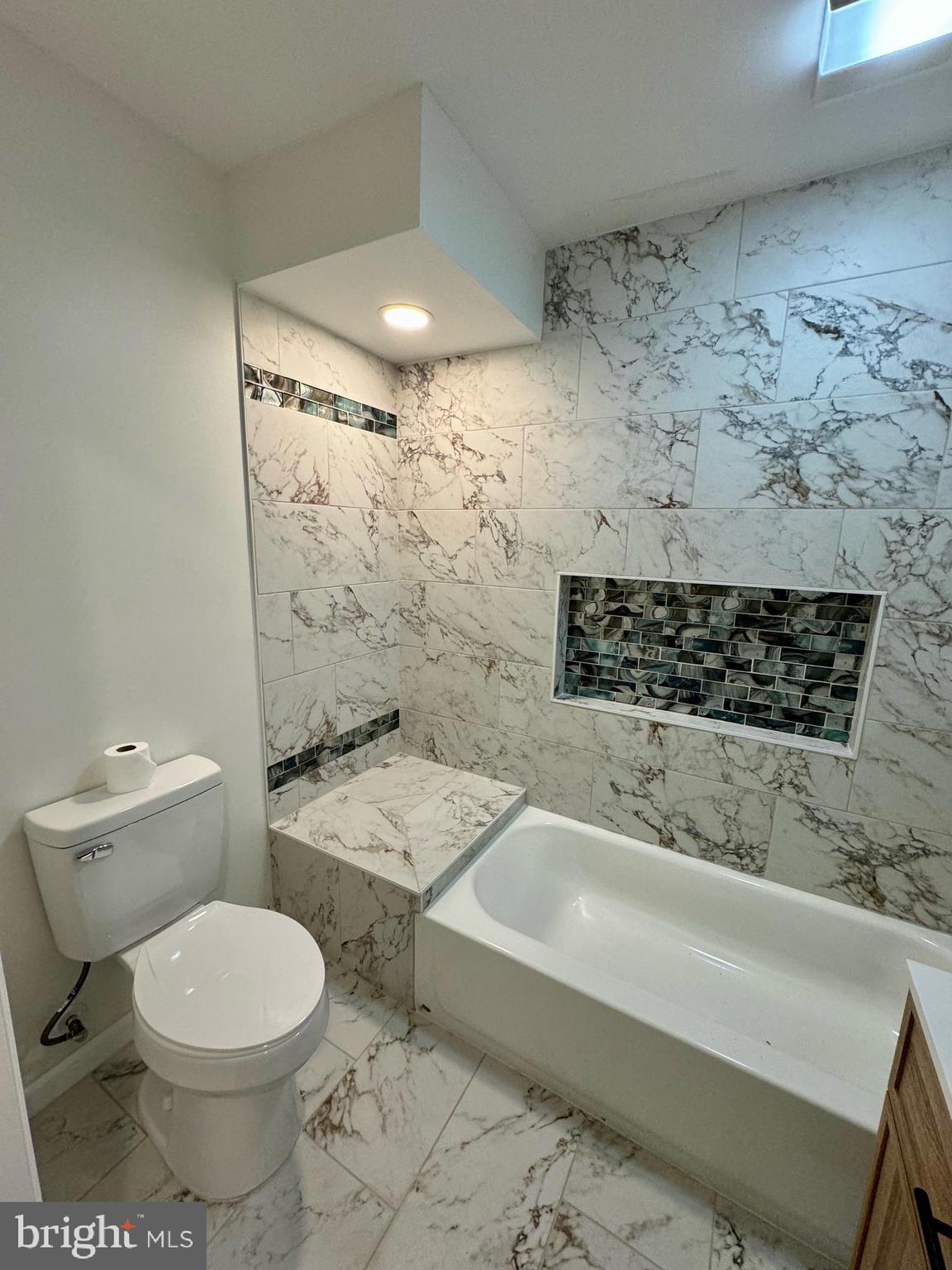 HILLCREST MANOR - Residential