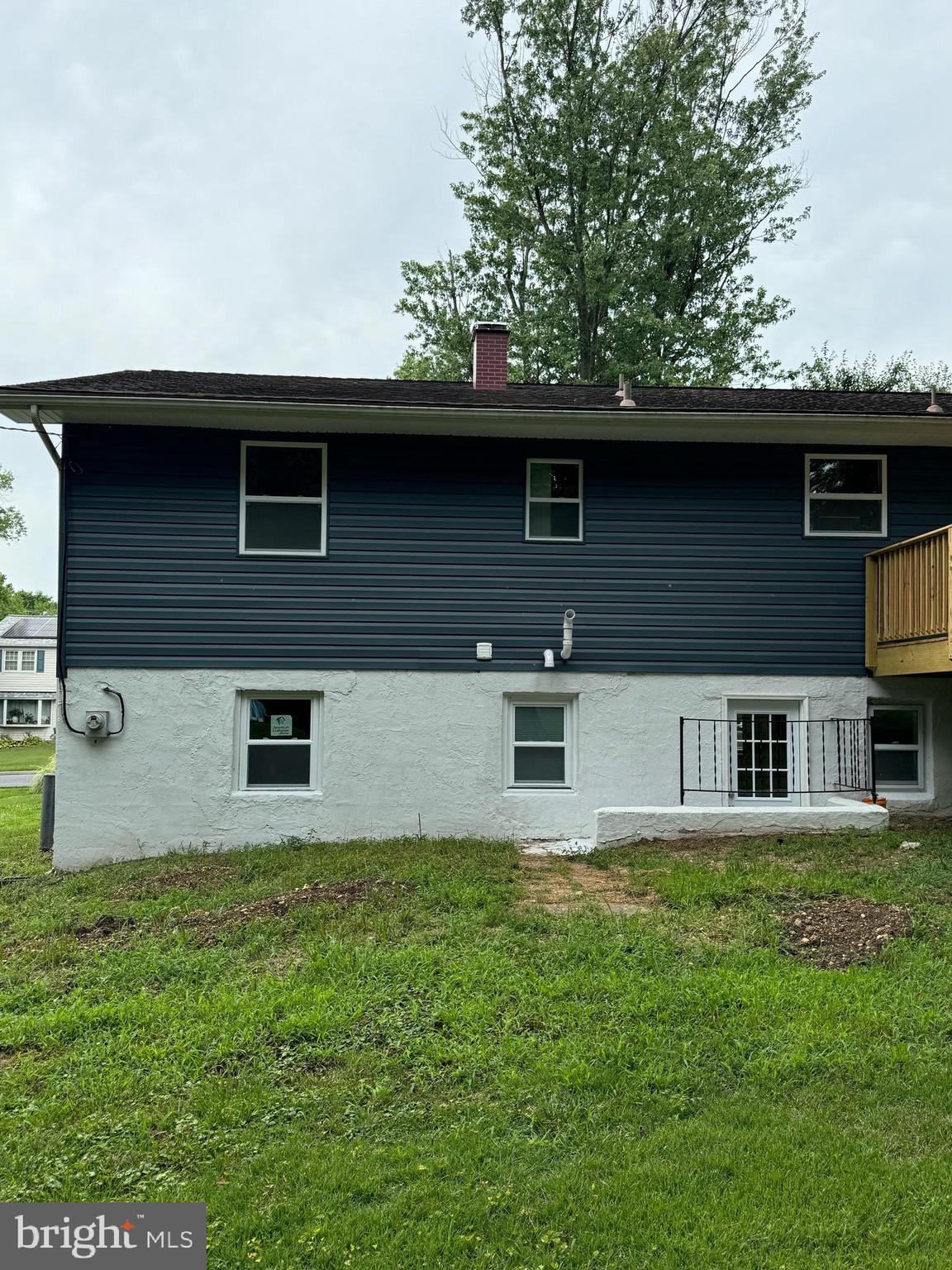 HILLCREST MANOR - Residential