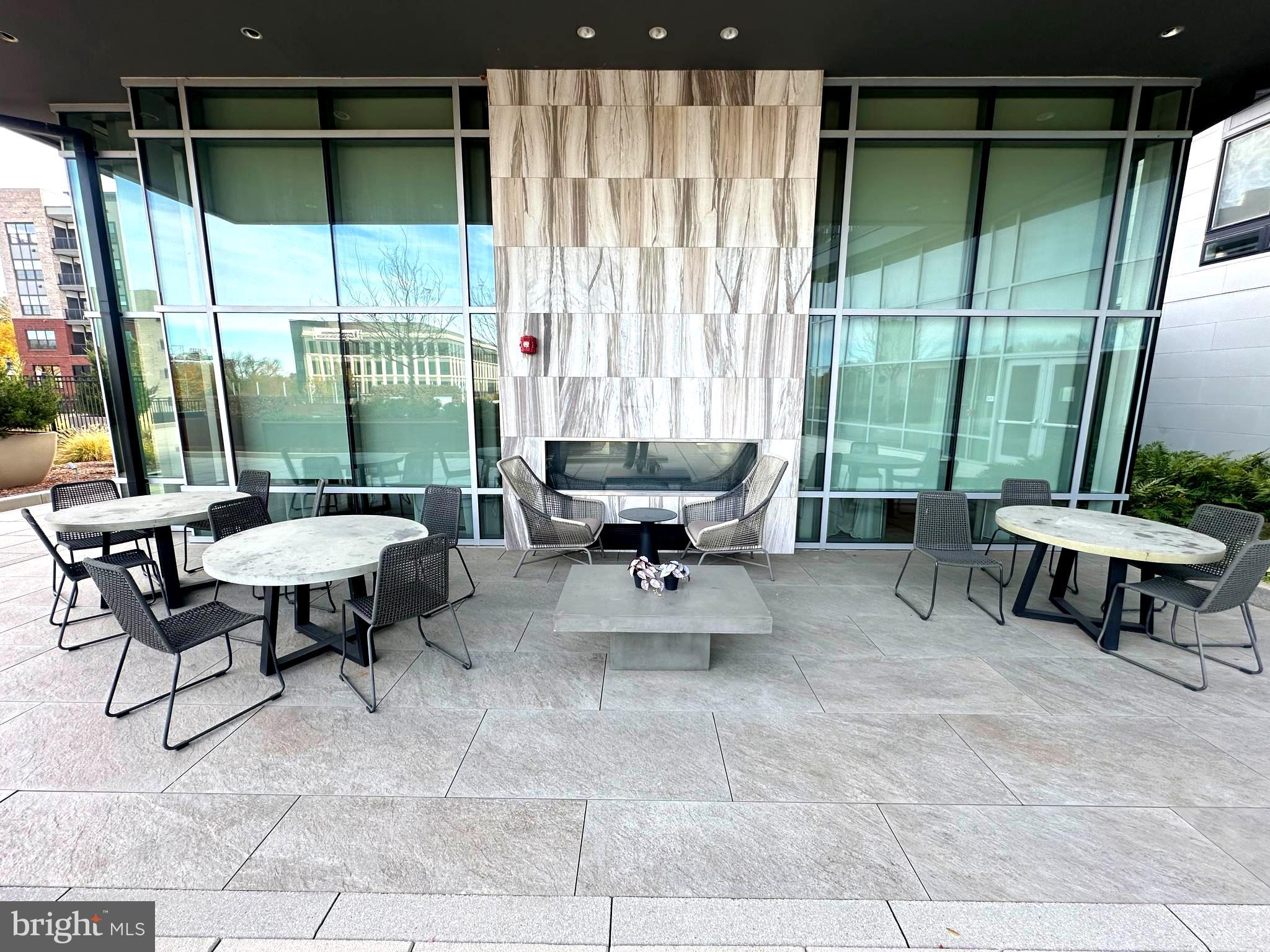 NATIONAL HARBOR - Residential Lease