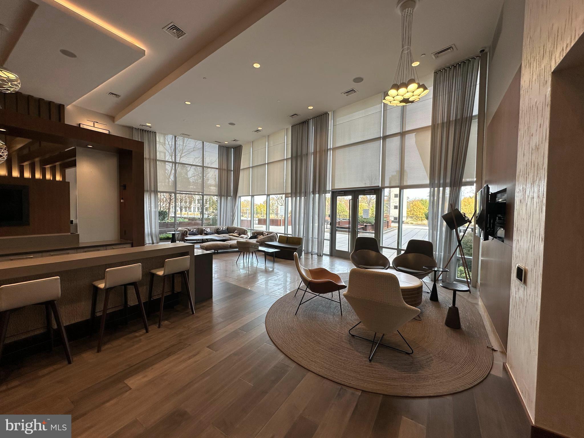 NATIONAL HARBOR - Residential Lease