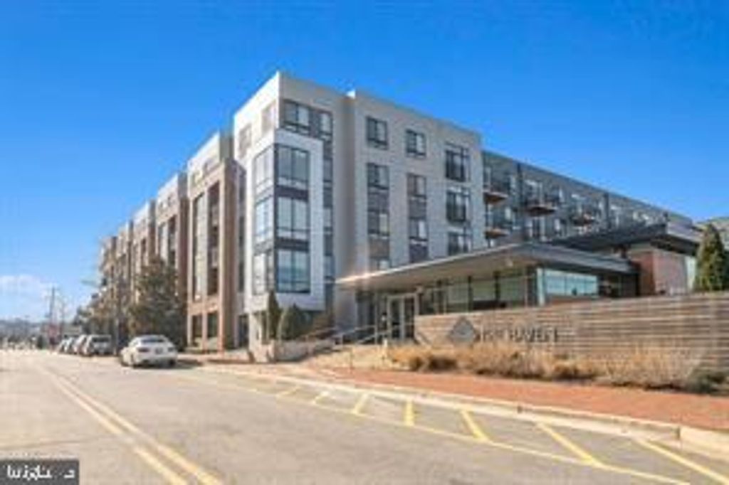 Photo of 145 Riverhaven Drive #403, OXON HILL, MD 20745 (MLS # MDPG2179818)