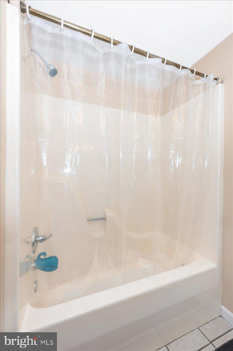 STARVIEW ACRES - Residential