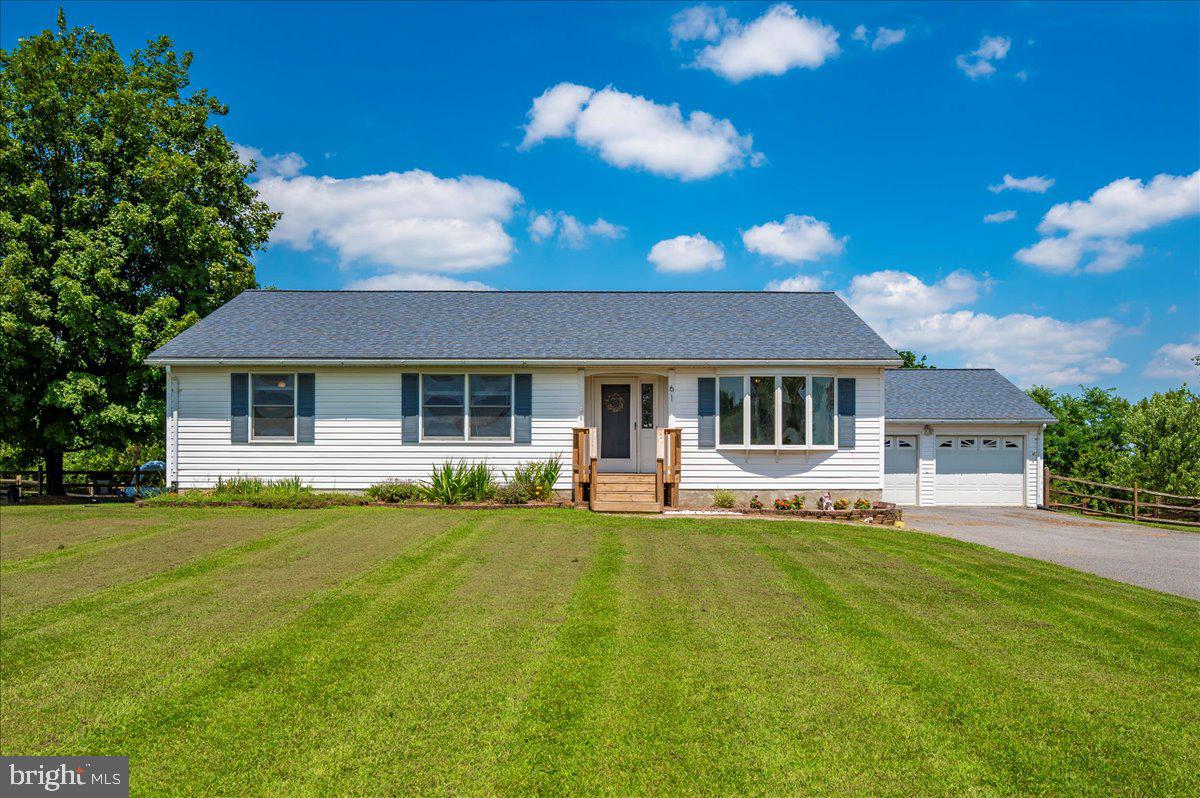 STARVIEW ACRES - Residential