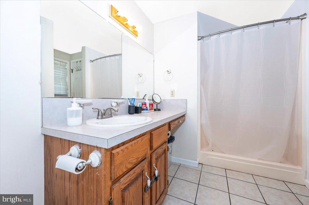 STARVIEW ACRES - Residential