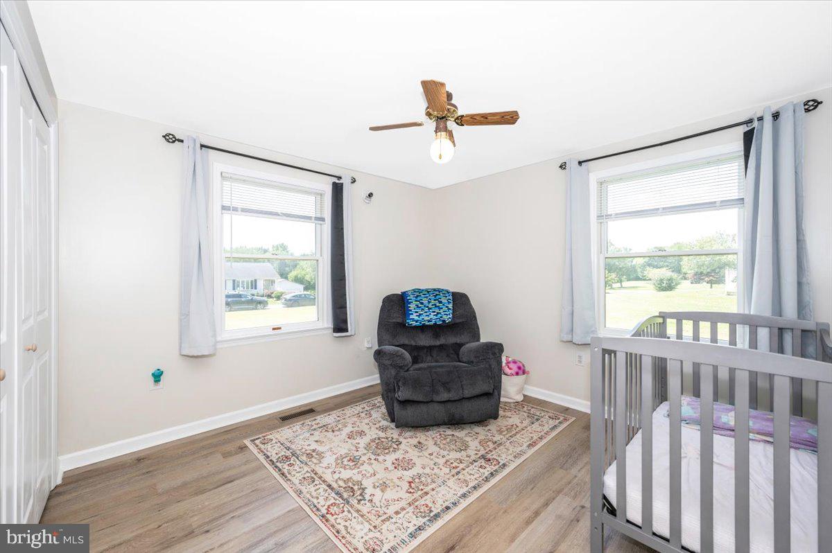 STARVIEW ACRES - Residential