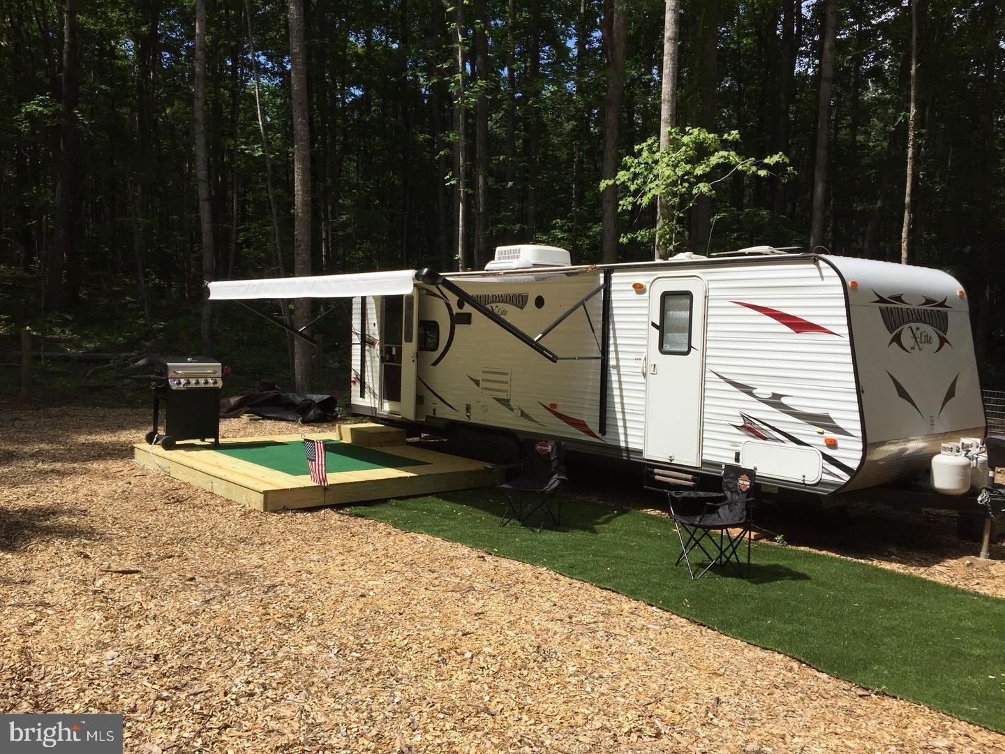 NONE AVAILABLE - Land