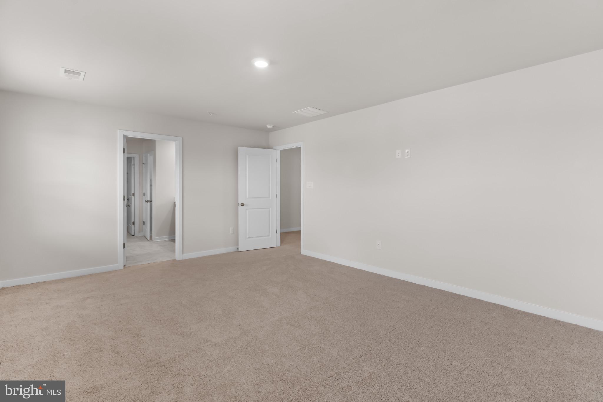 BEECHWOOD MANOR - Residential