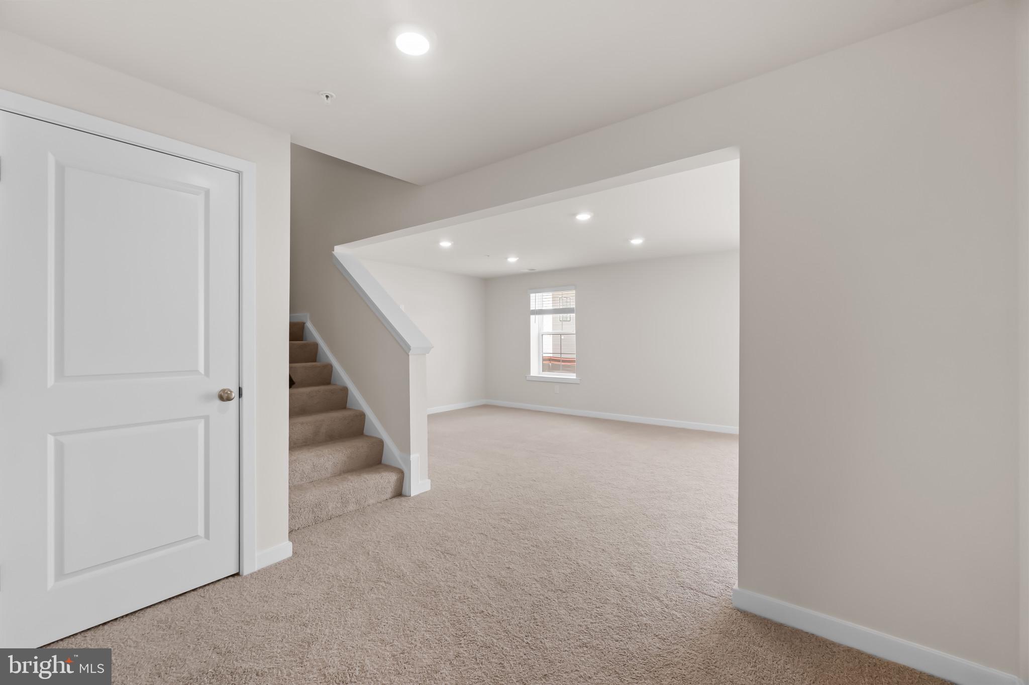 BEECHWOOD MANOR - Residential