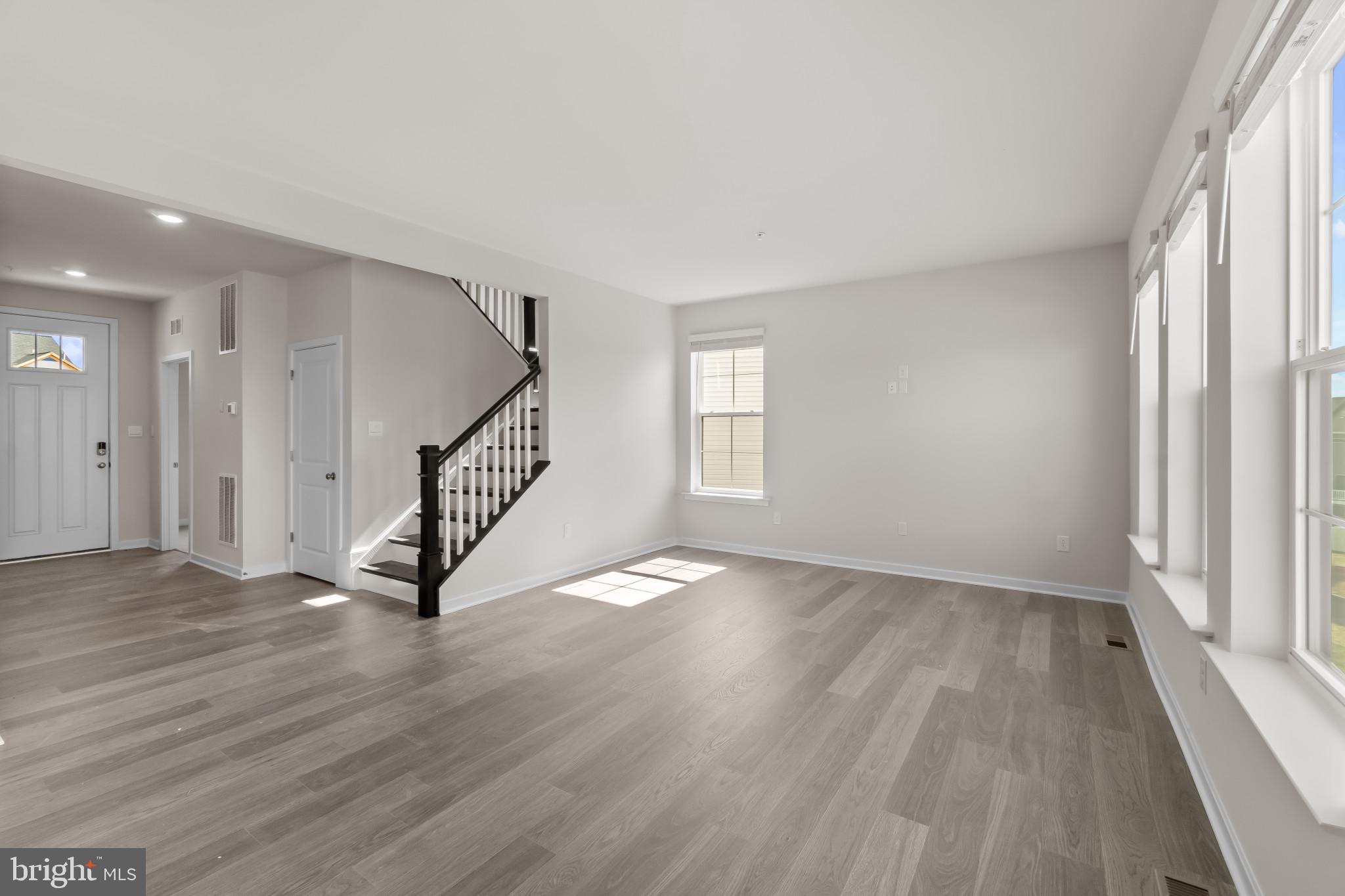 BEECHWOOD MANOR - Residential