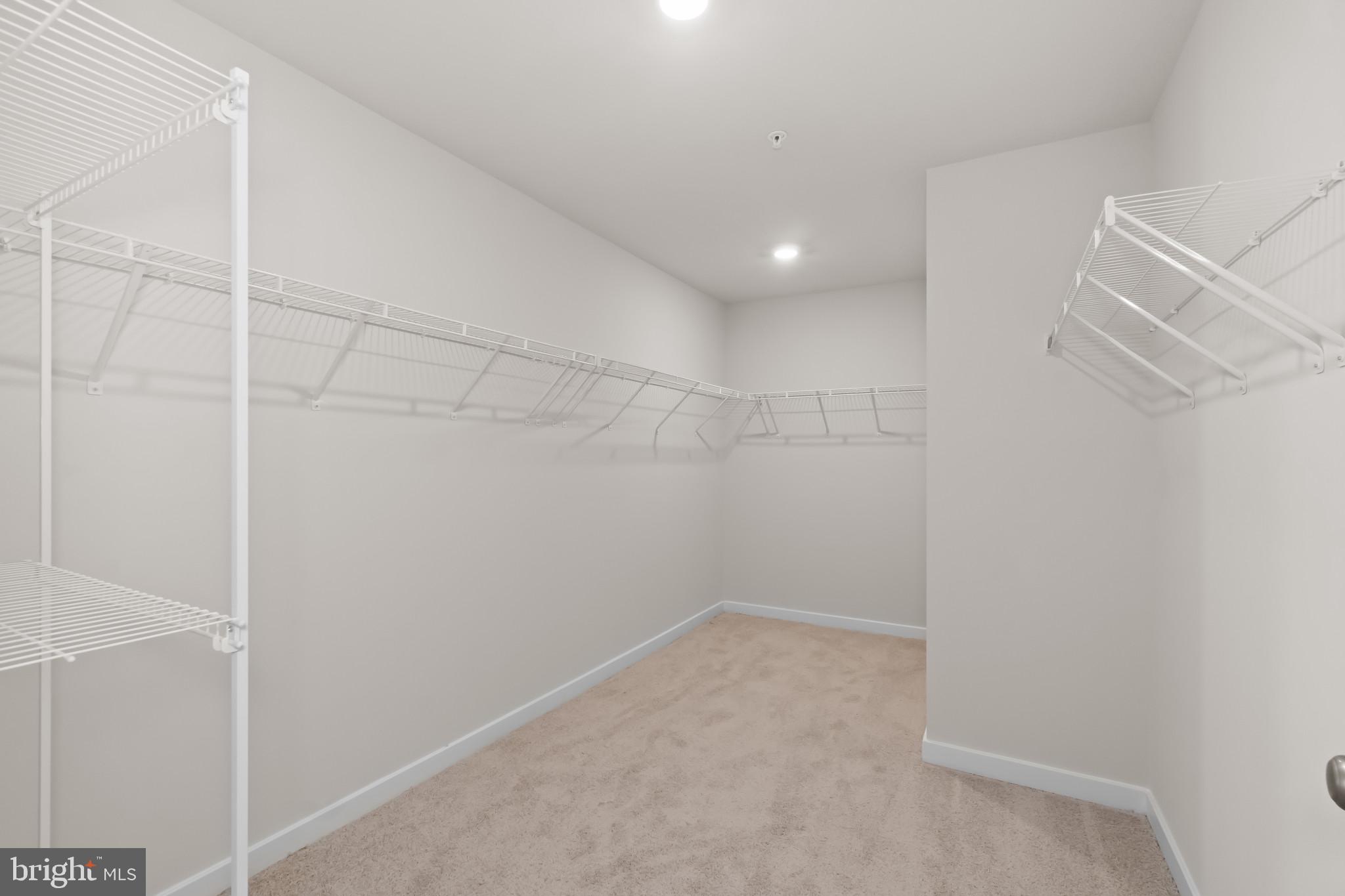 BEECHWOOD MANOR - Residential