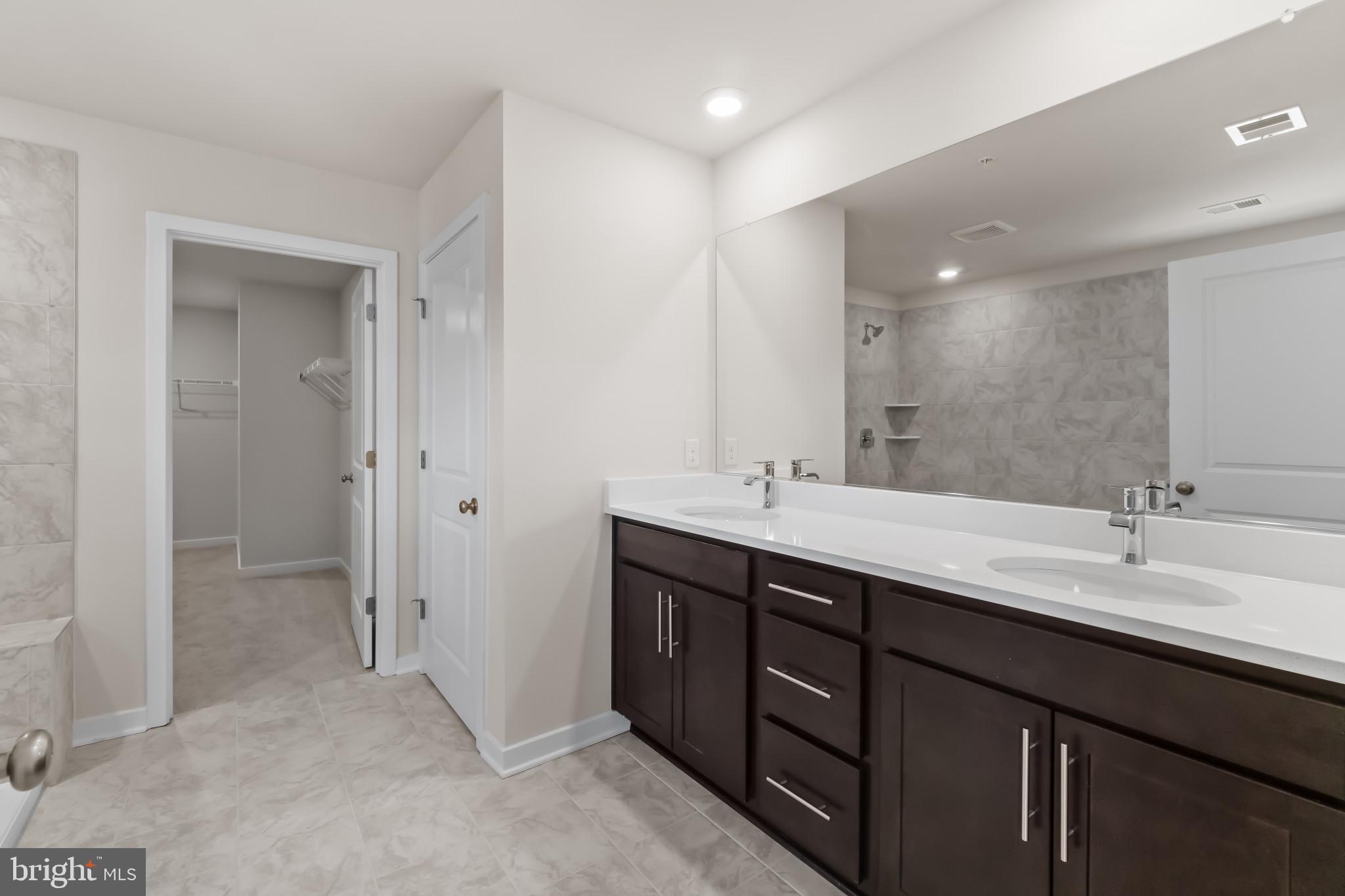 BEECHWOOD MANOR - Residential