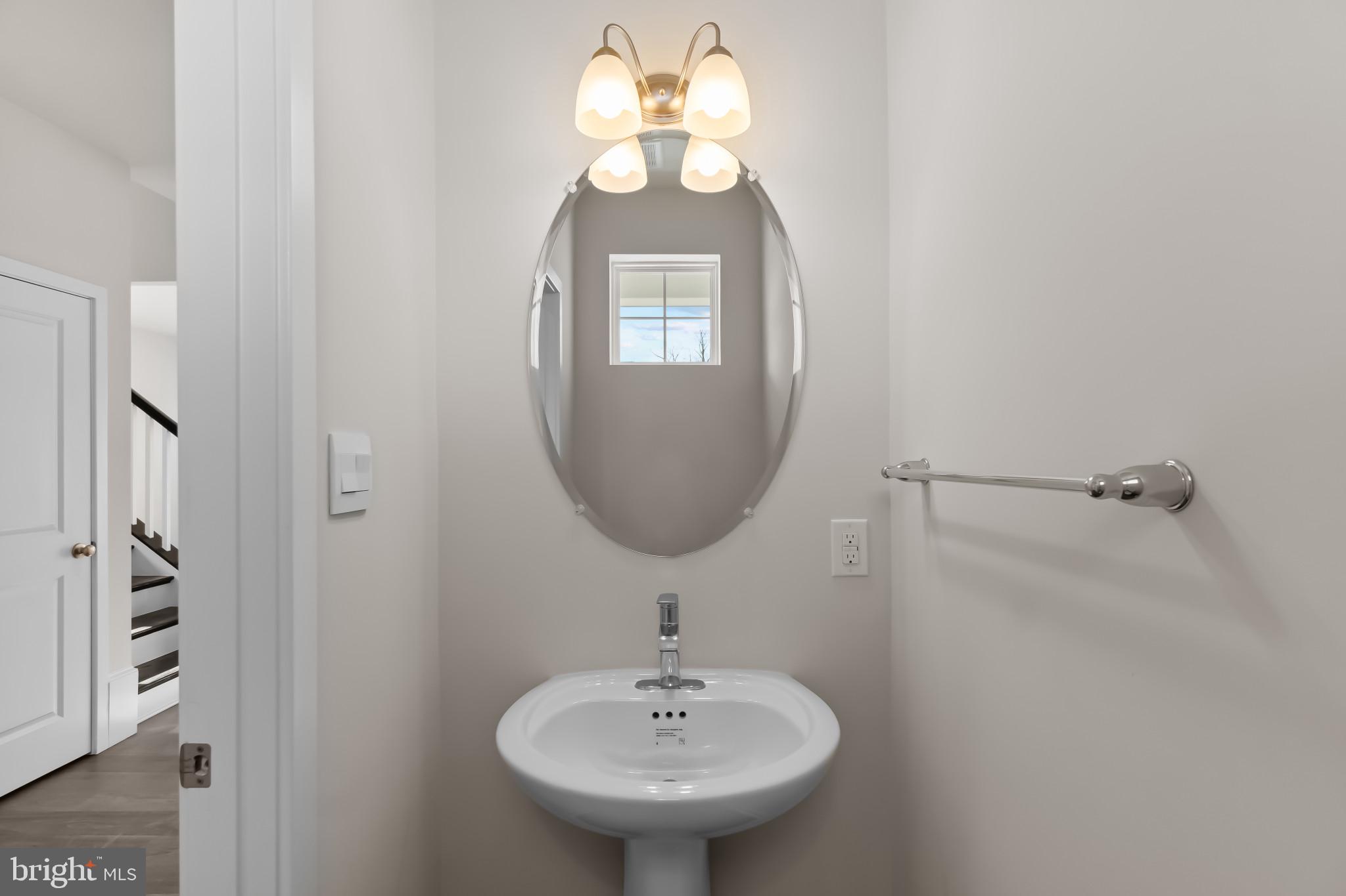 BEECHWOOD MANOR - Residential