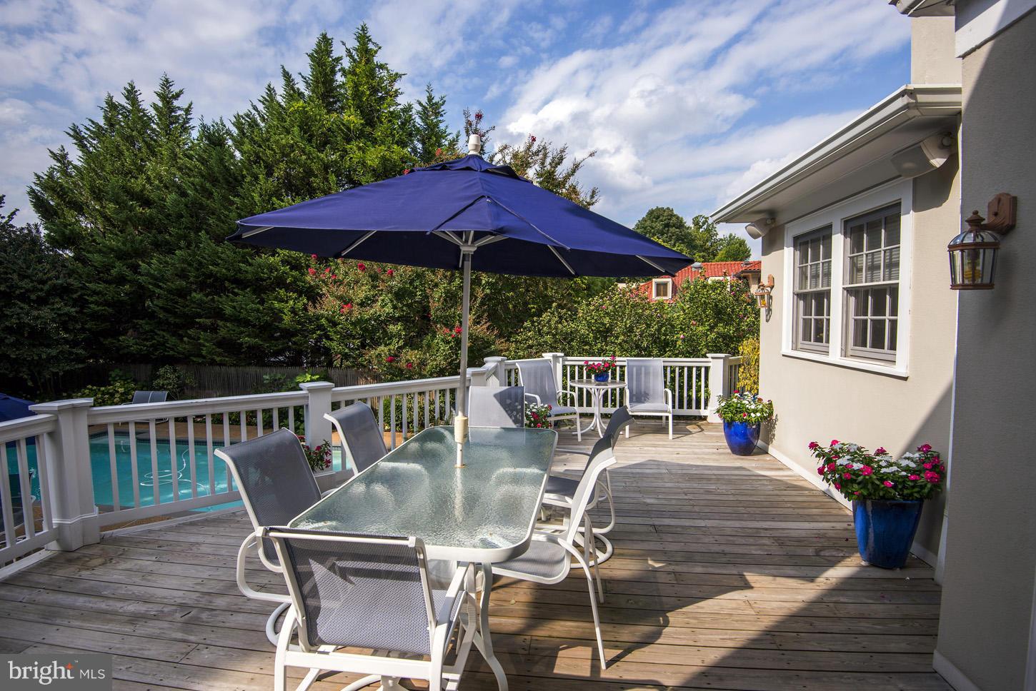 FOREST HILLS - Residential