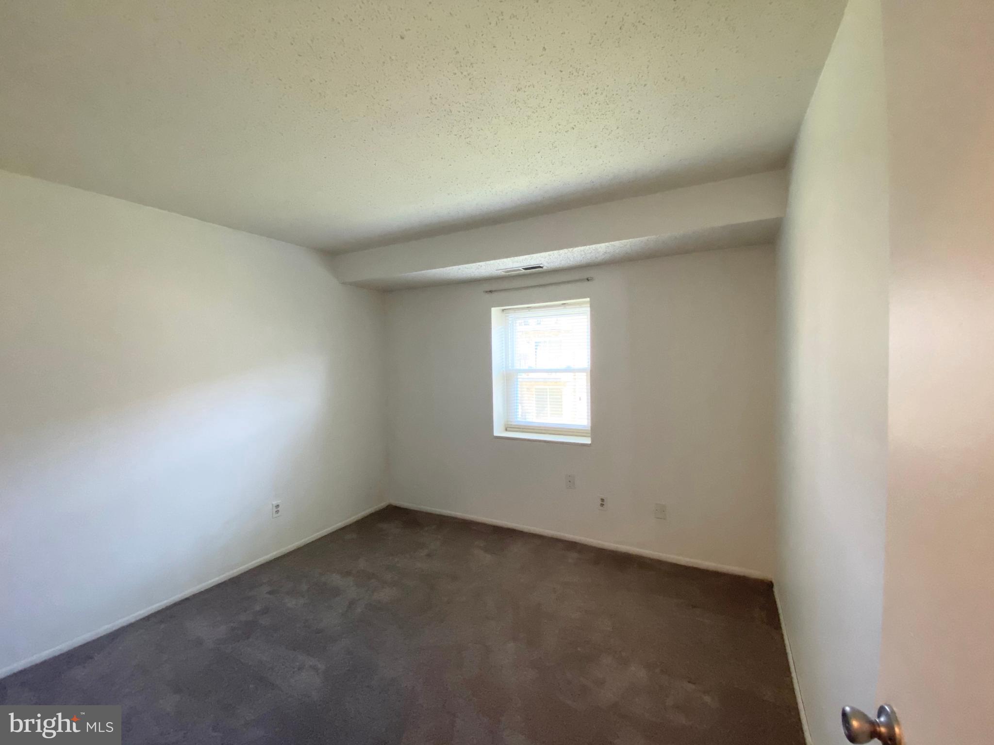 REISTERSTOWN - Residential