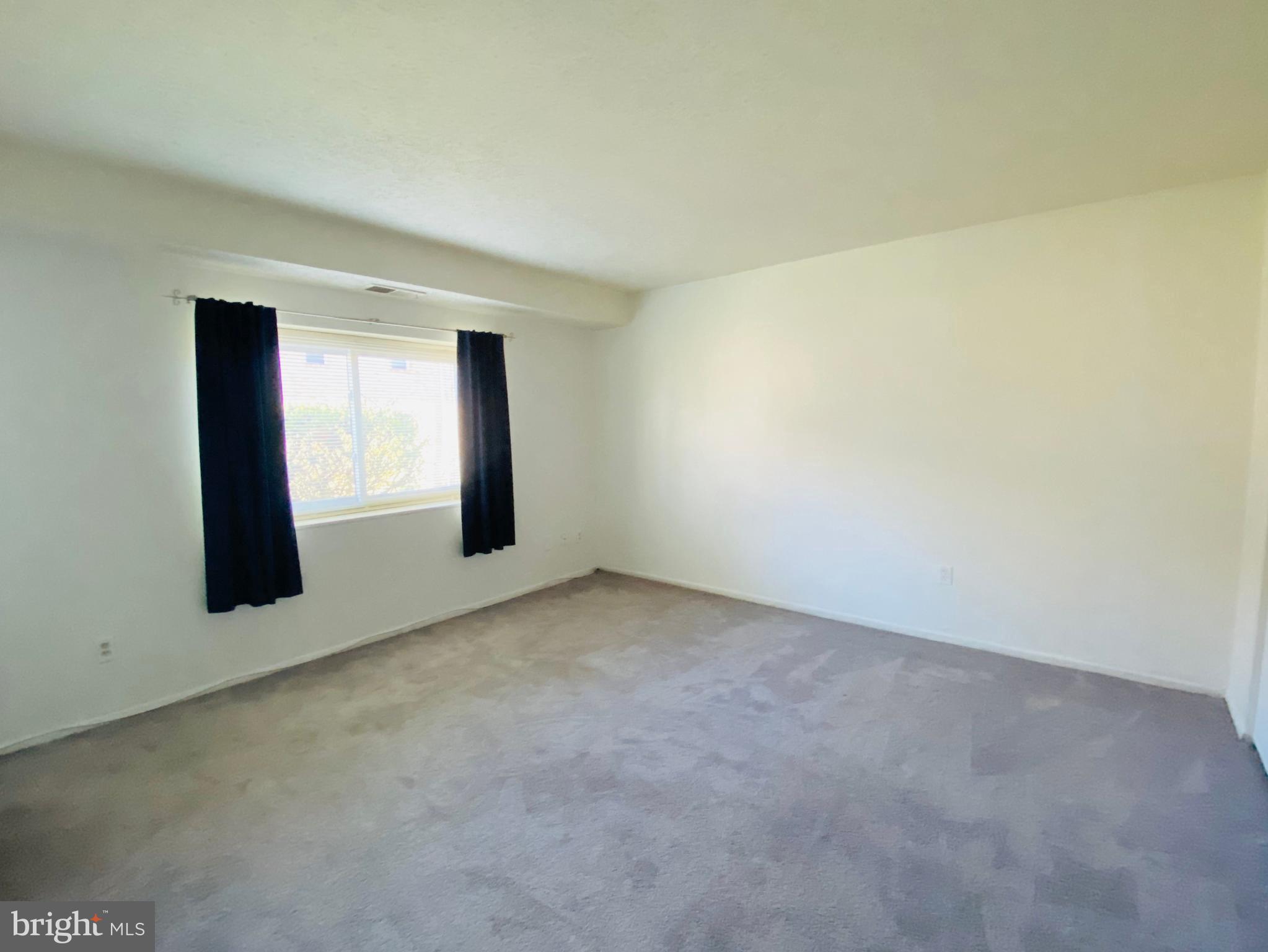 REISTERSTOWN - Residential