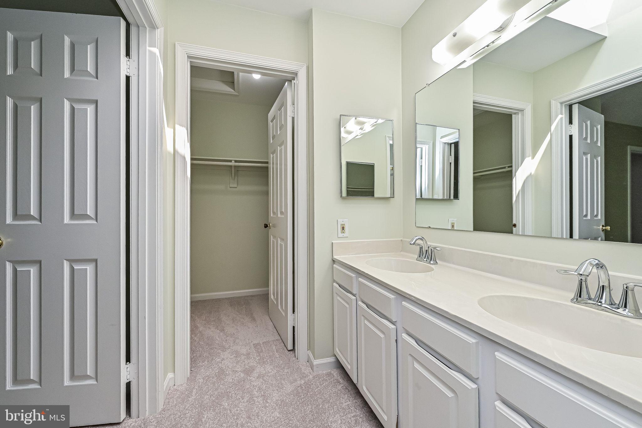 OAK HILL - Residential