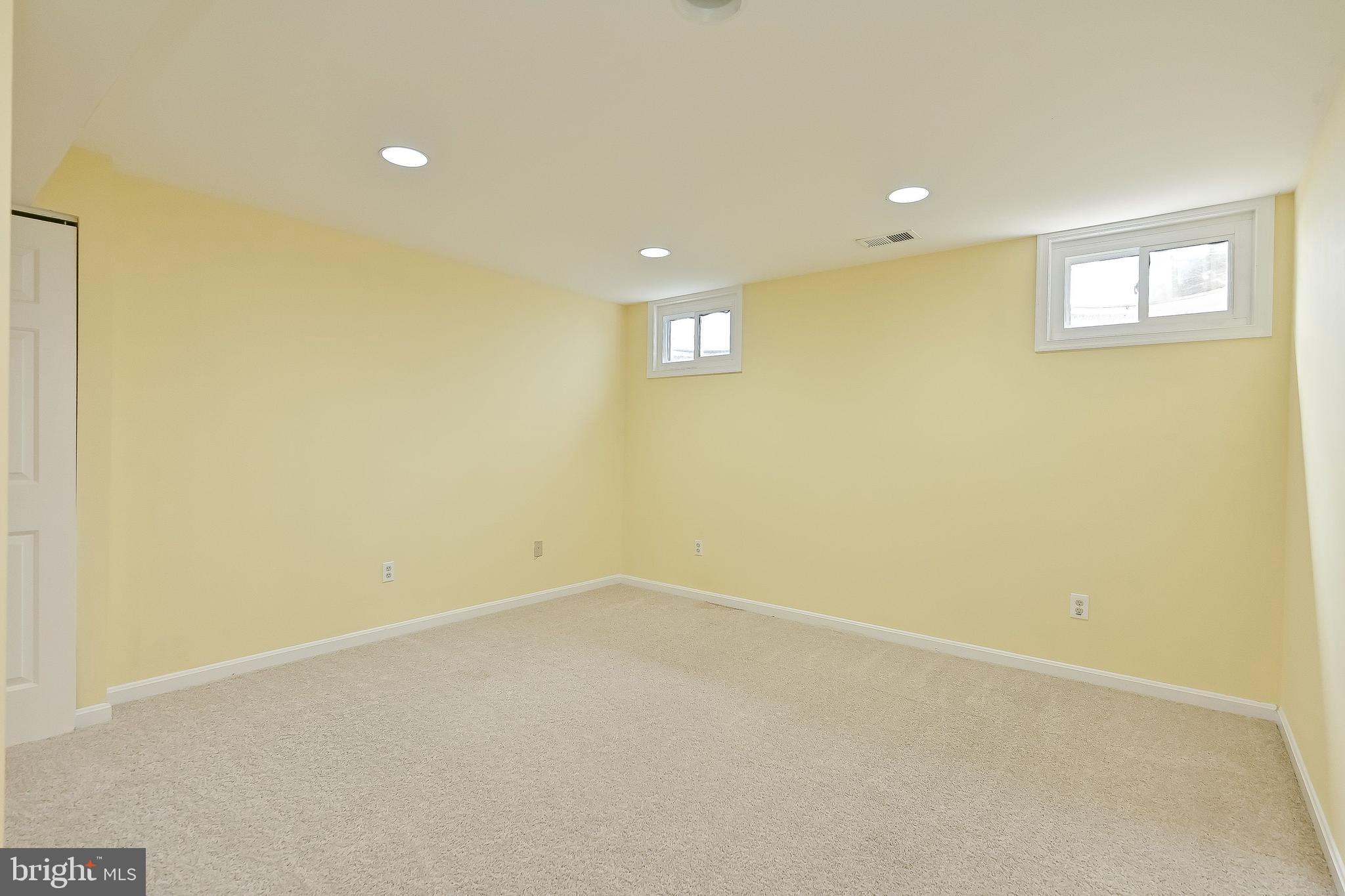 OAK HILL - Residential