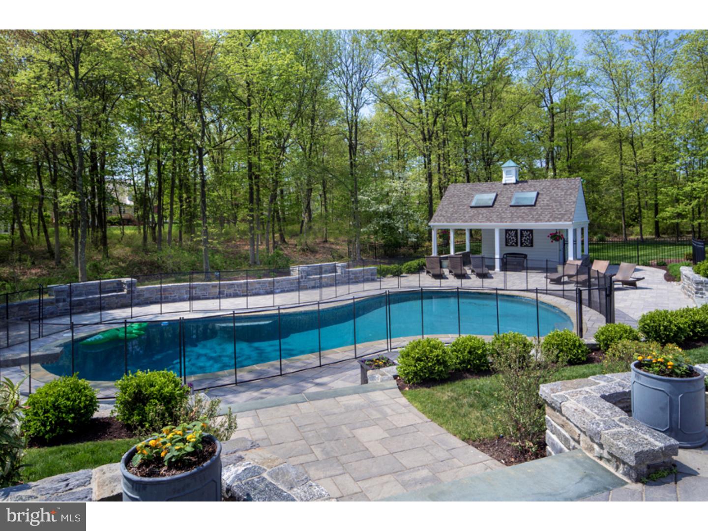 DOVECOTE - Residential