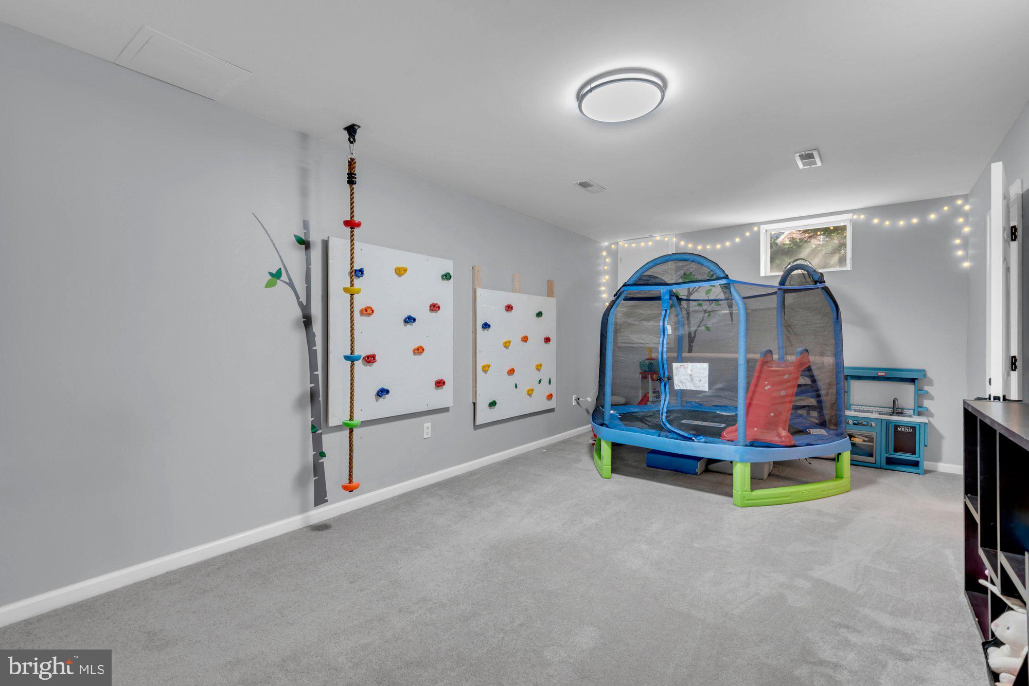 SAYBROOKE - Residential