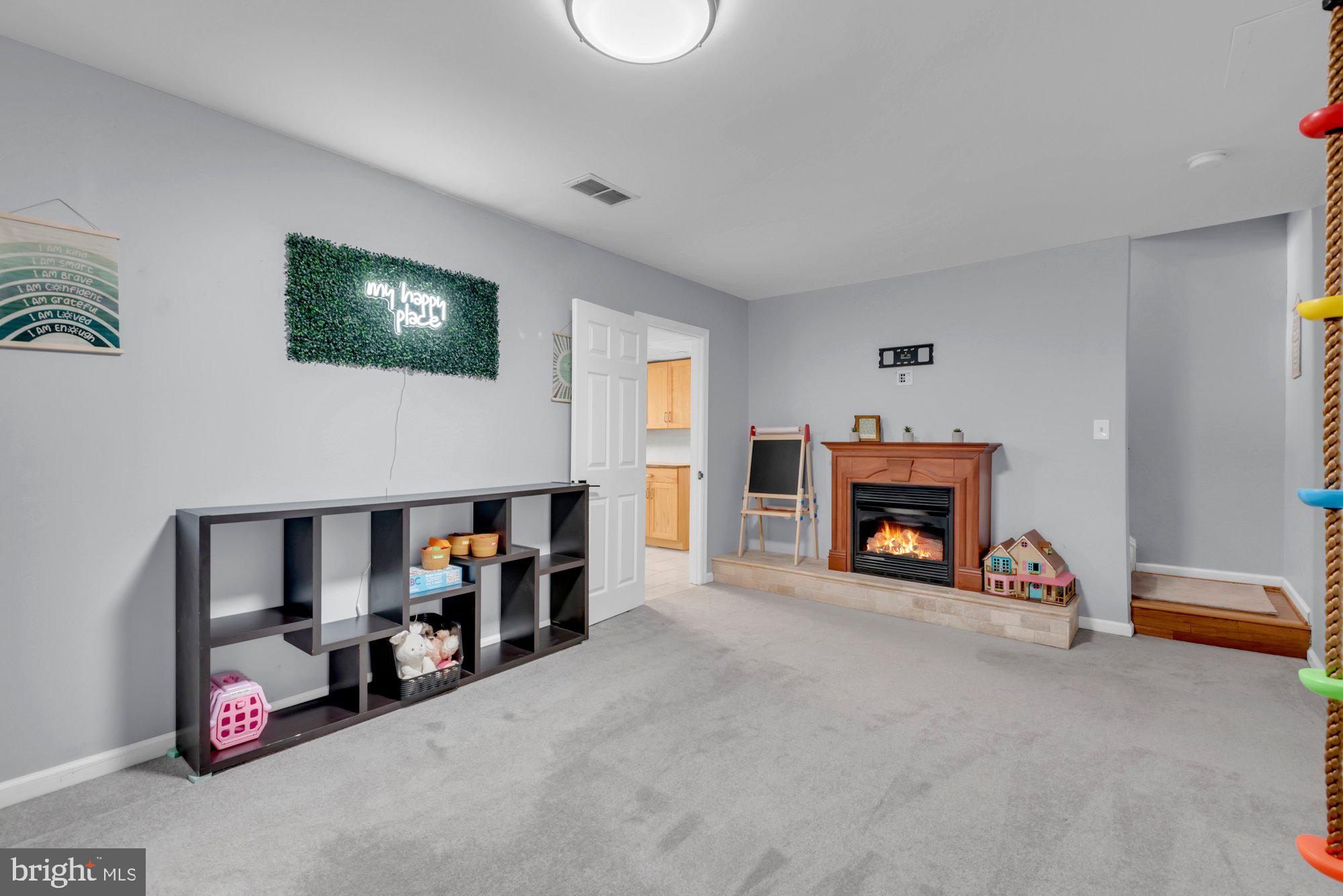 SAYBROOKE - Residential