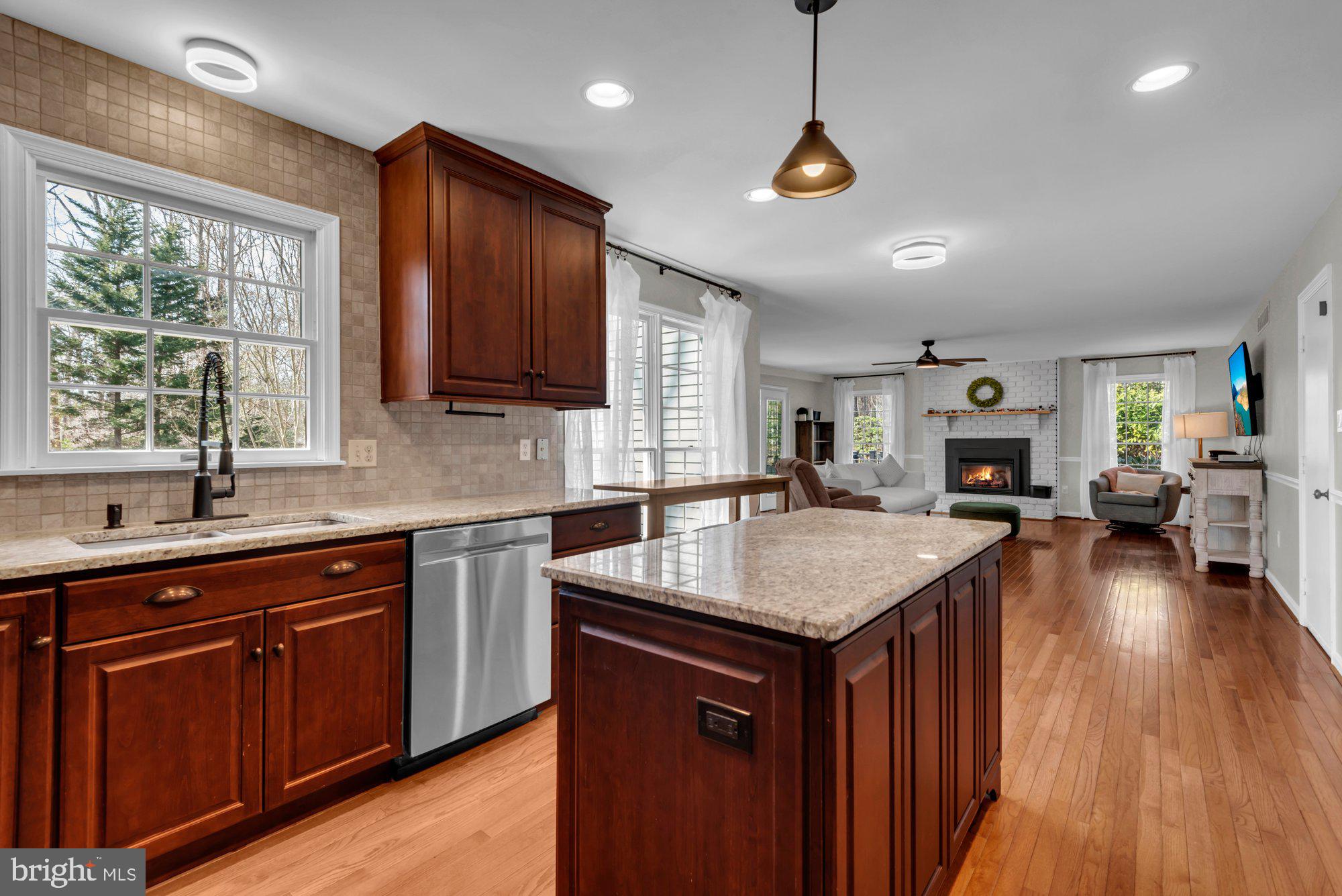 8396 QUAILWOOD LANE