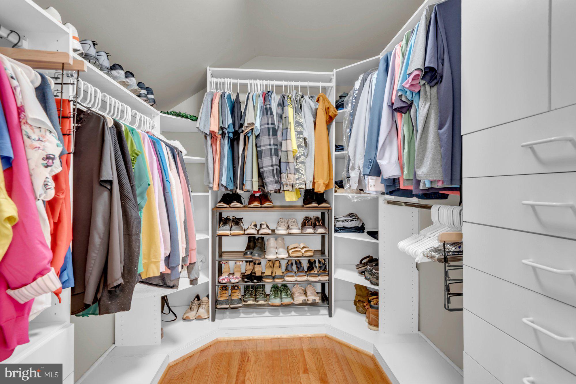 SAYBROOKE - Residential