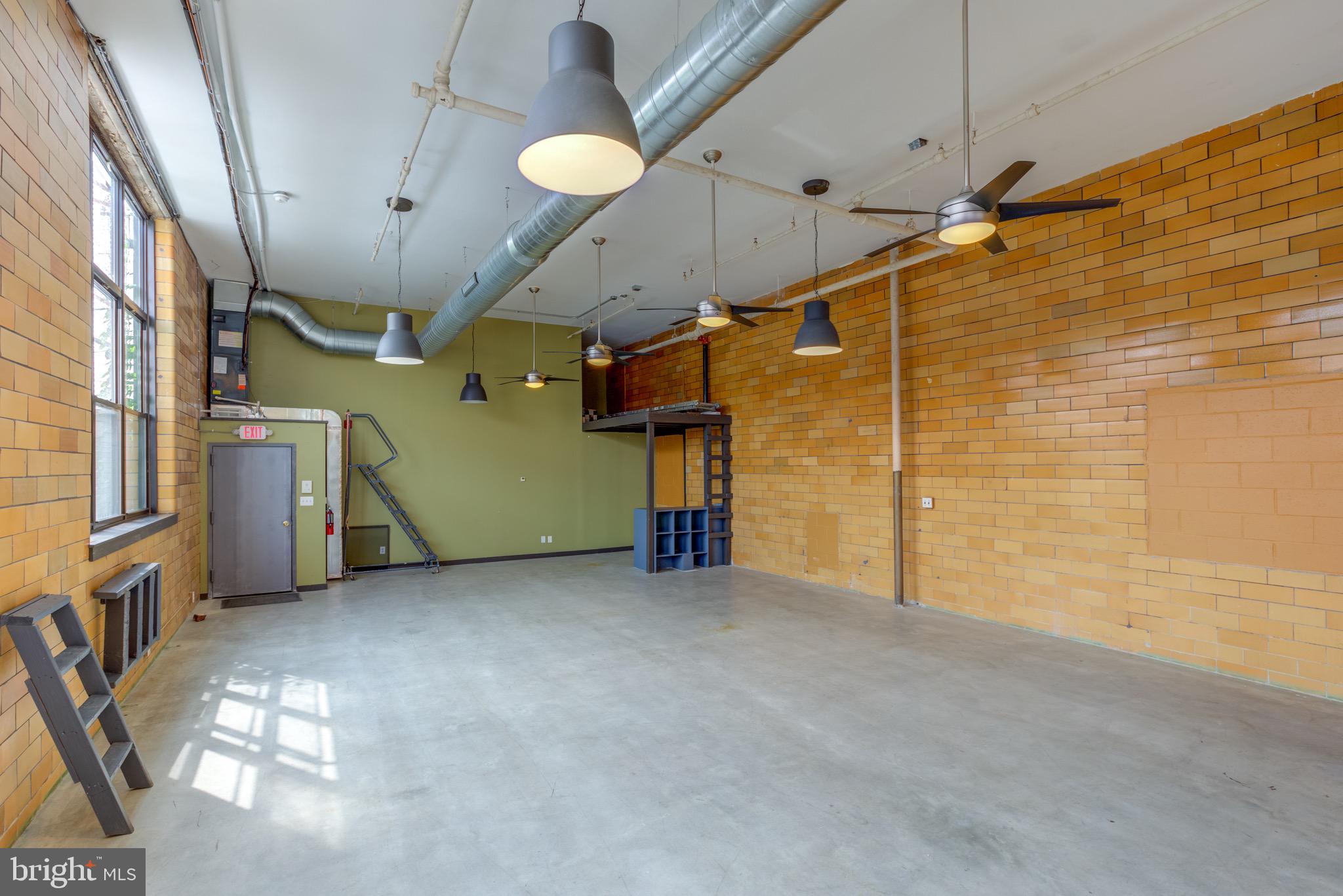 NORRIS SQUARE - Residential