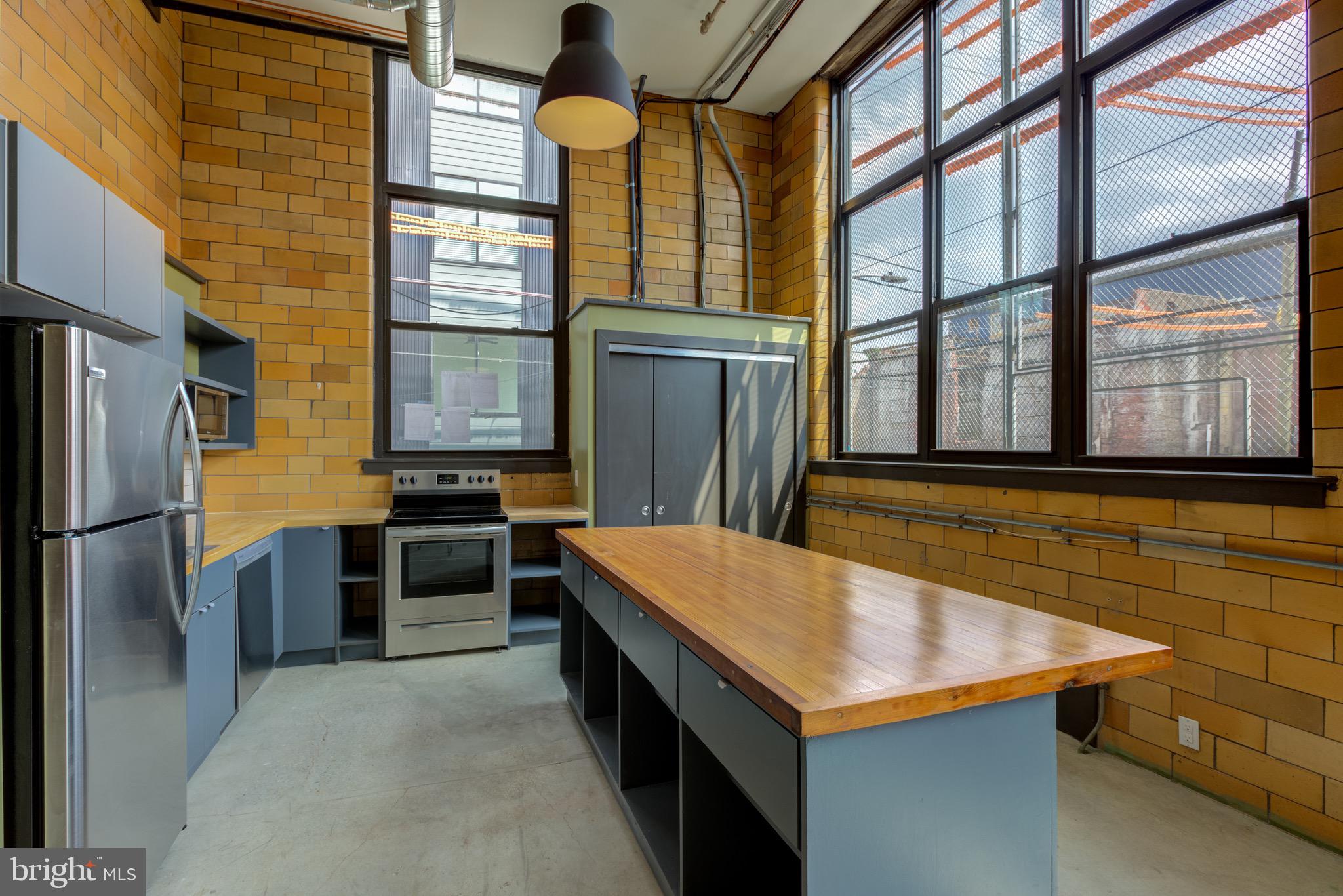 NORRIS SQUARE - Residential