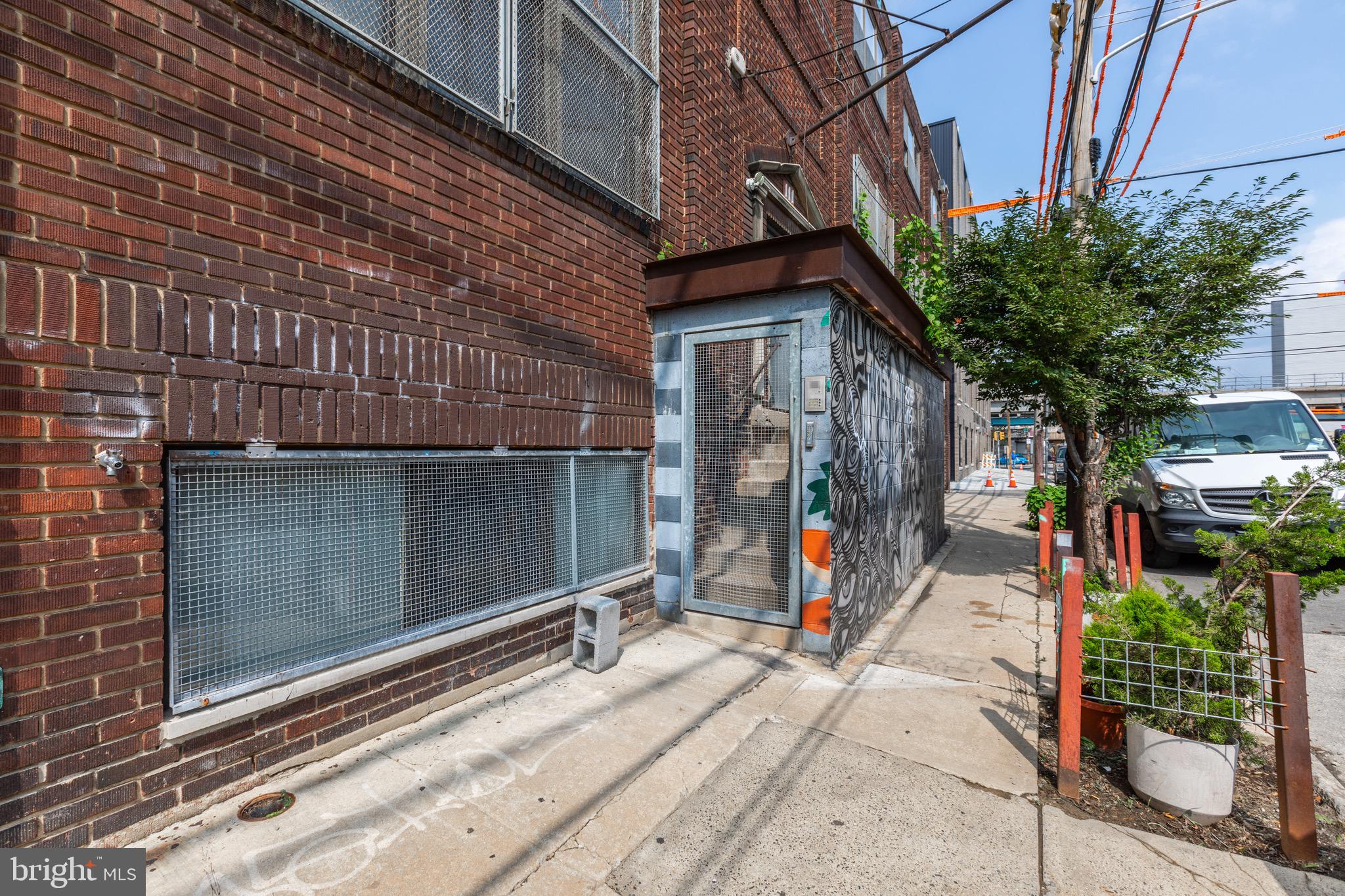 NORRIS SQUARE - Residential