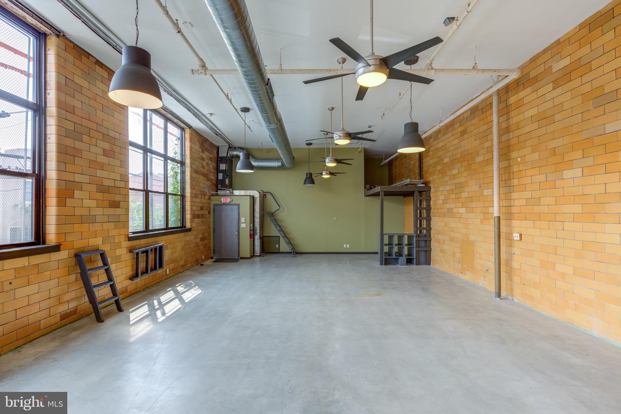 NORRIS SQUARE - Residential