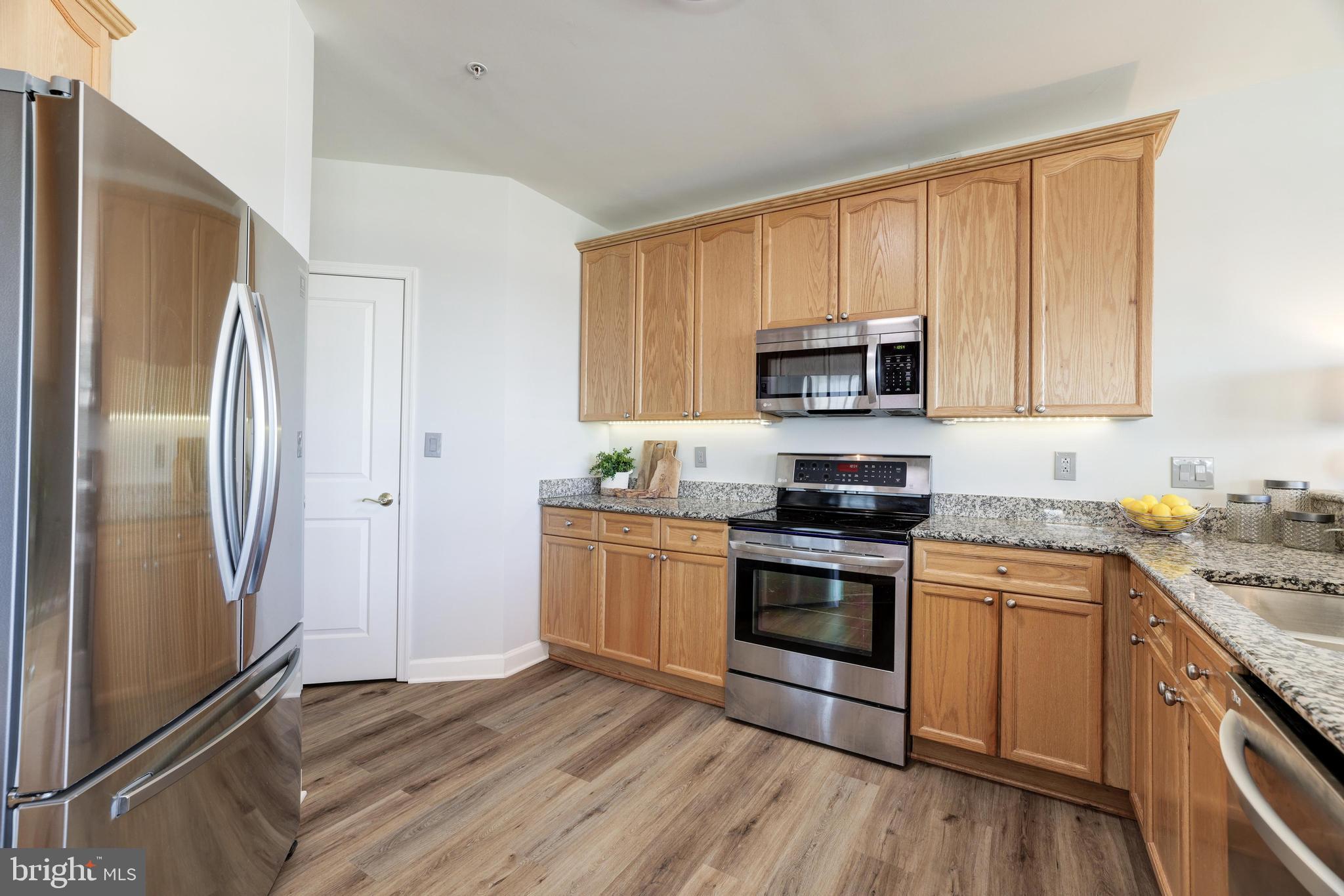 BELMONT BAY - Residential