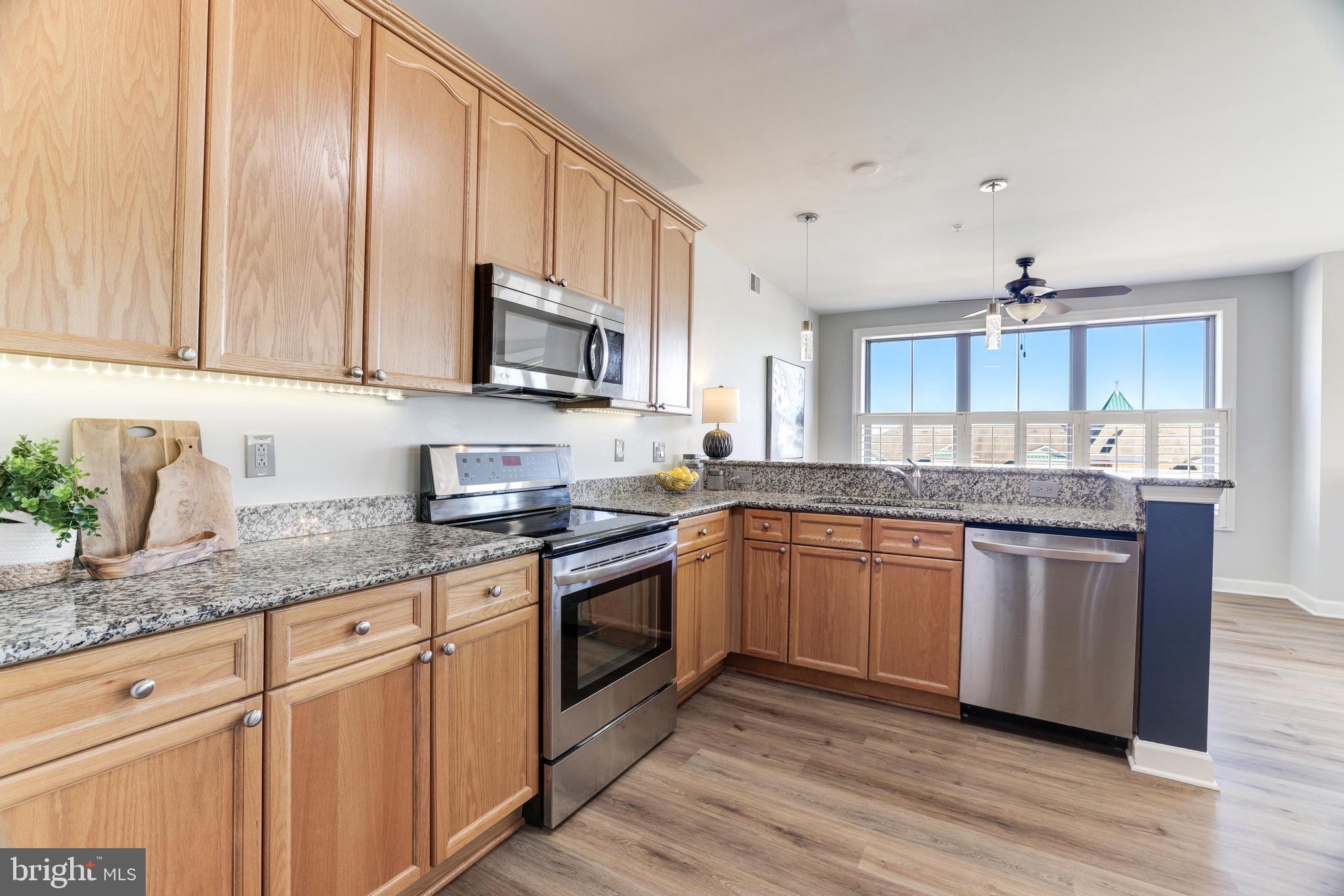 BELMONT BAY - Residential