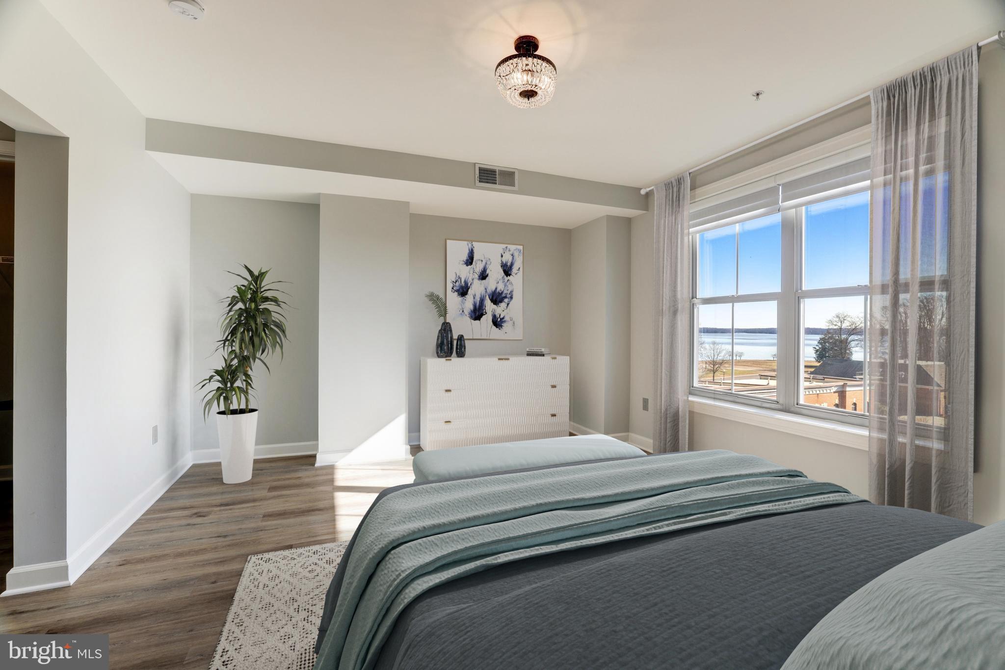 BELMONT BAY - Residential