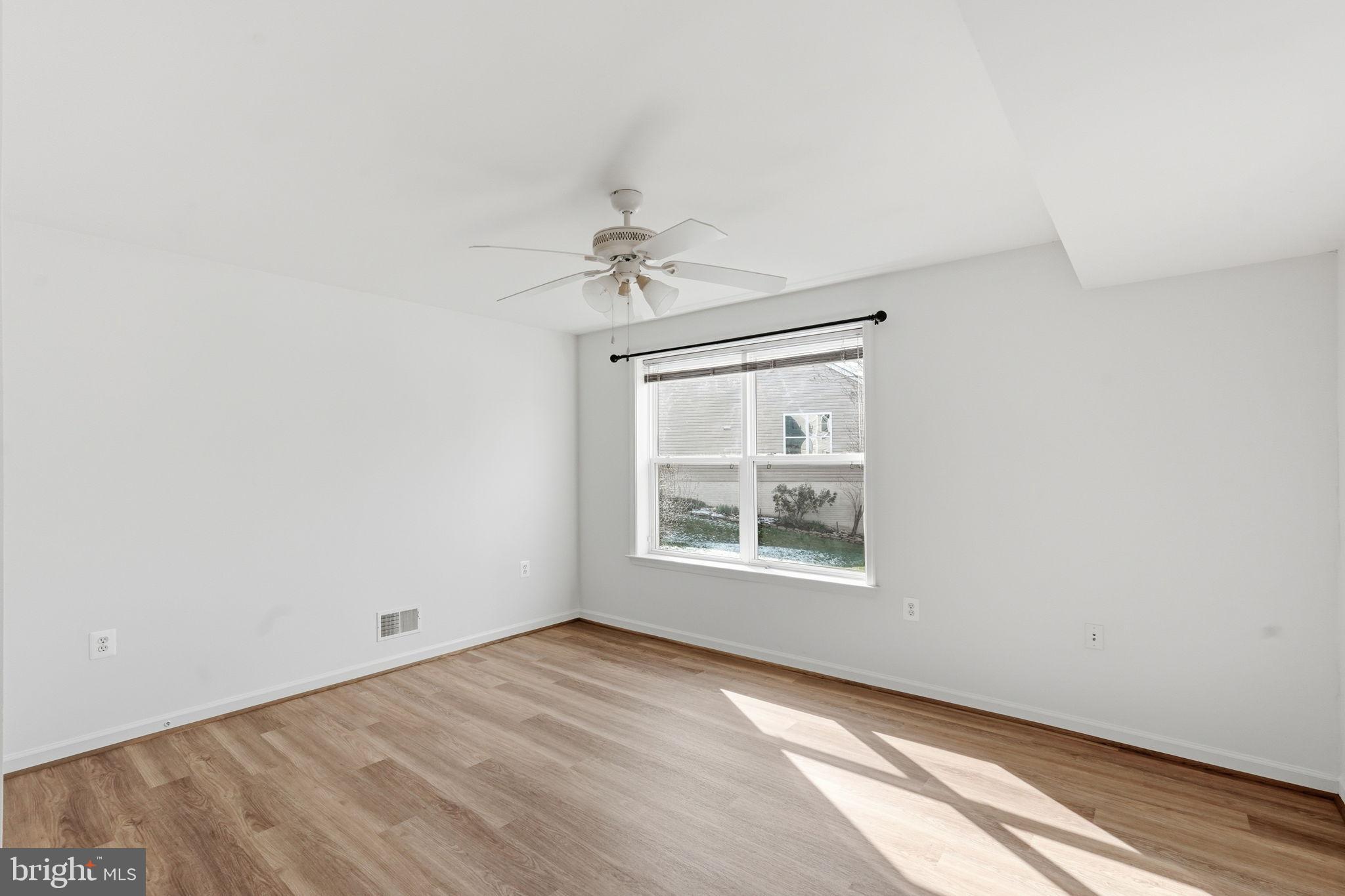 FALLS RUN - Residential