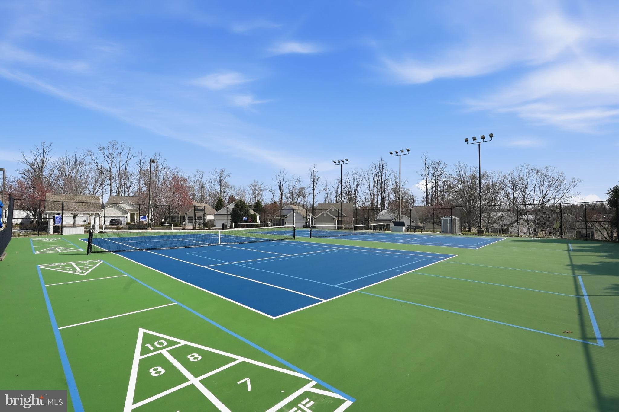 FALLS RUN - Residential