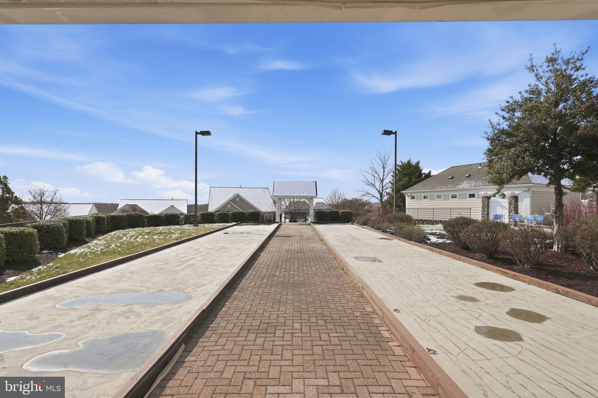 FALLS RUN - Residential