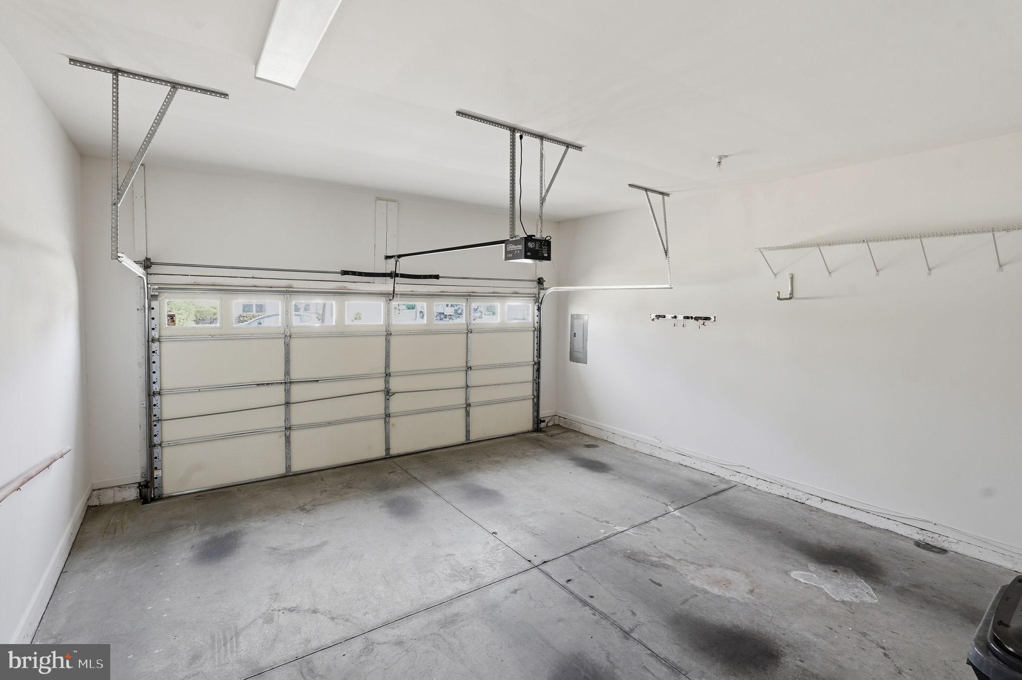 FALLS RUN - Residential