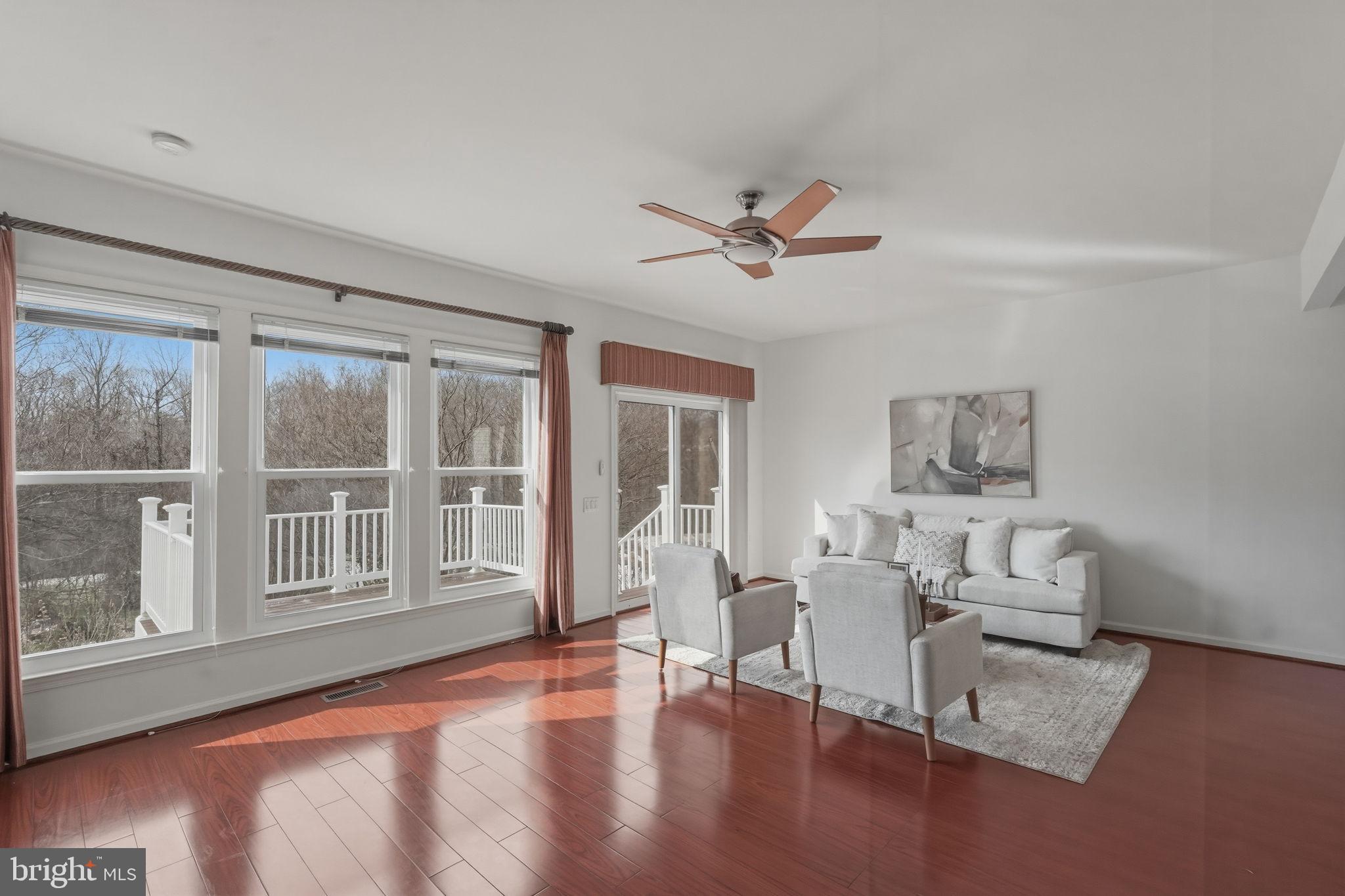 FALLS RUN - Residential